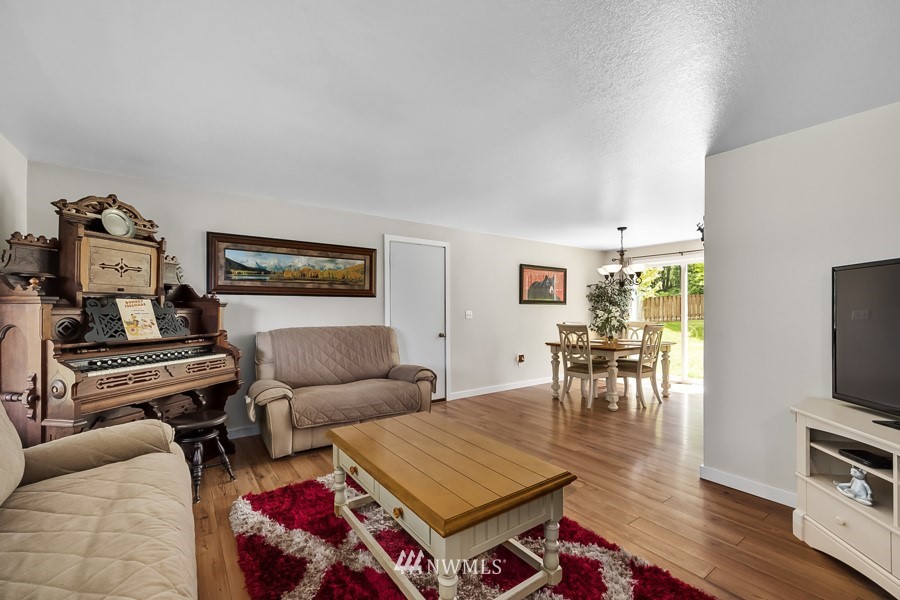 8735 153rd Avenue SE