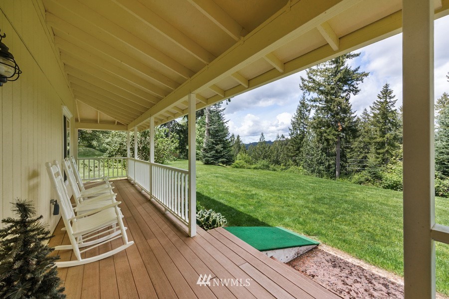 8735 153rd Avenue SE