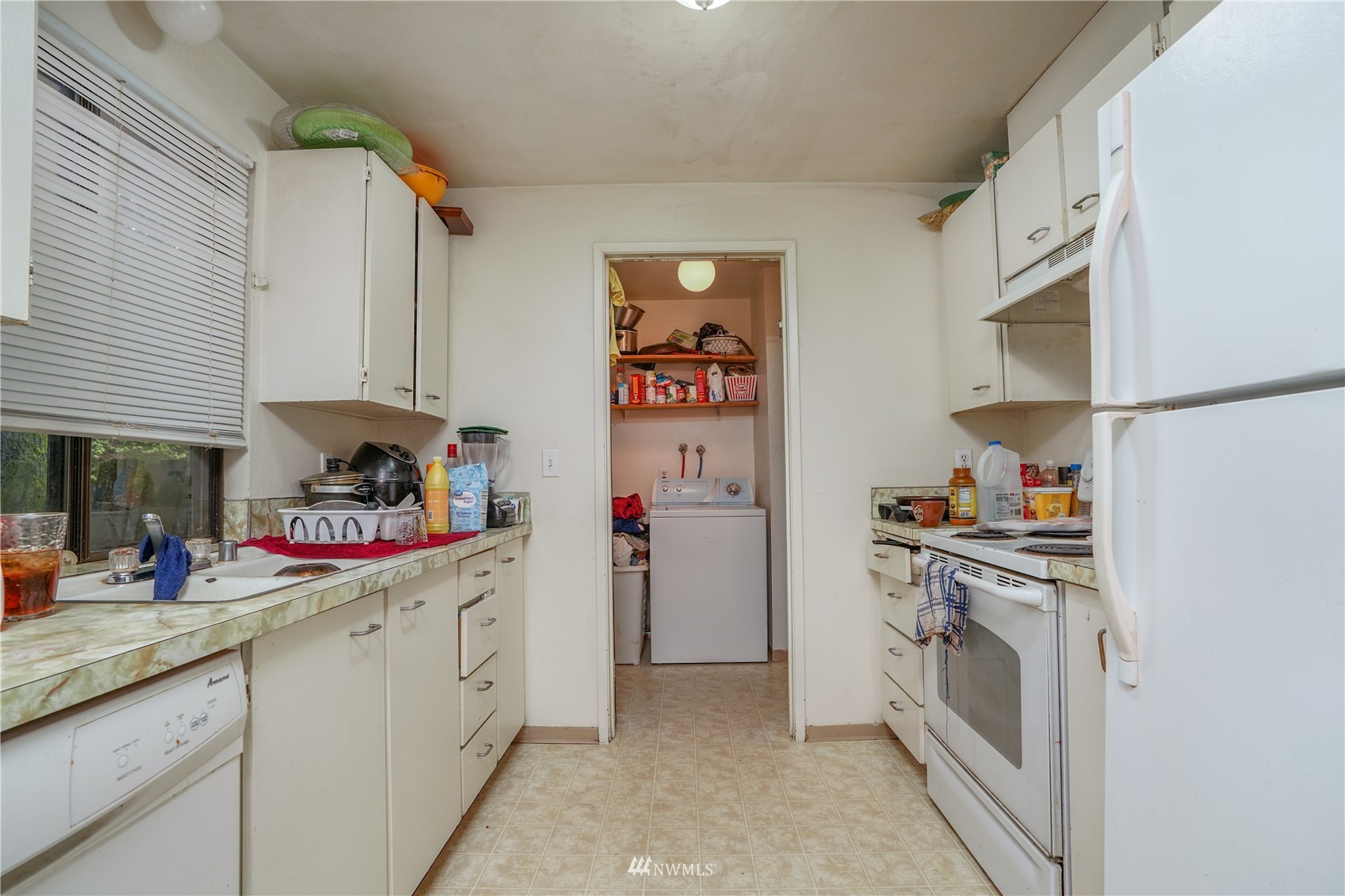 10028 Farwest Drive SW