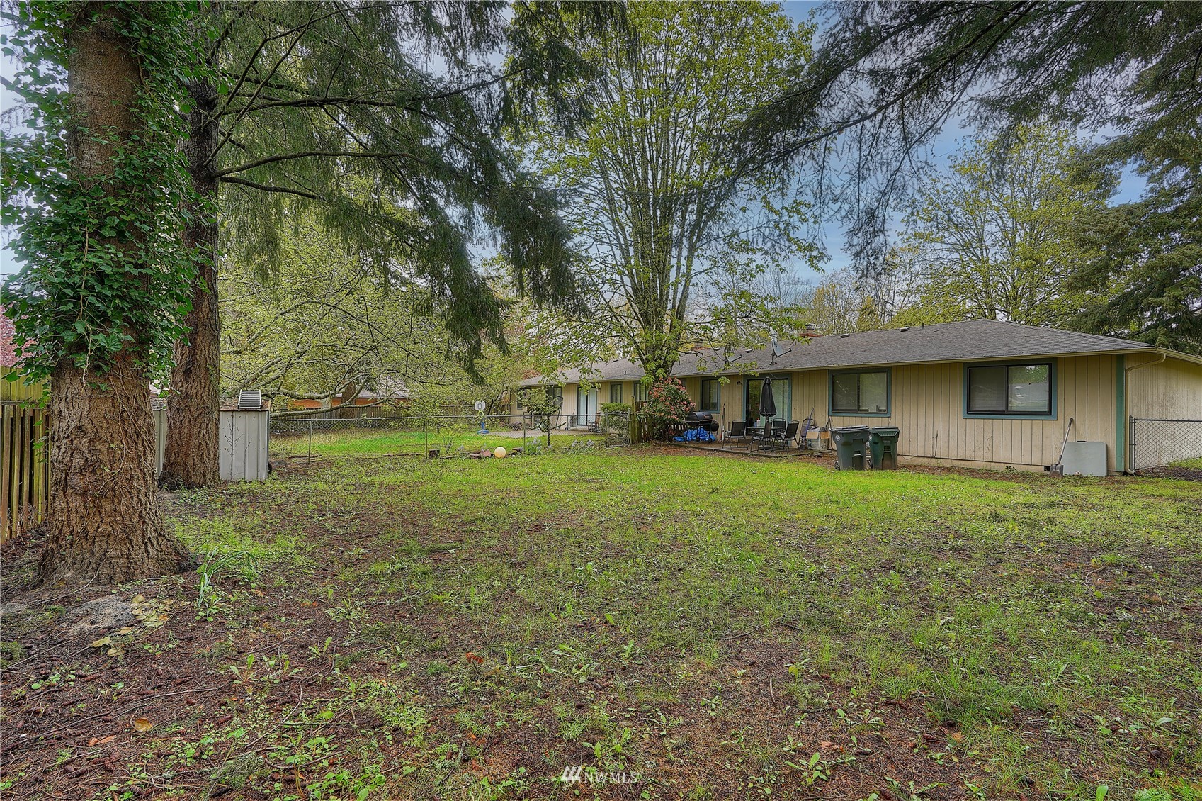 10028 Farwest Drive SW