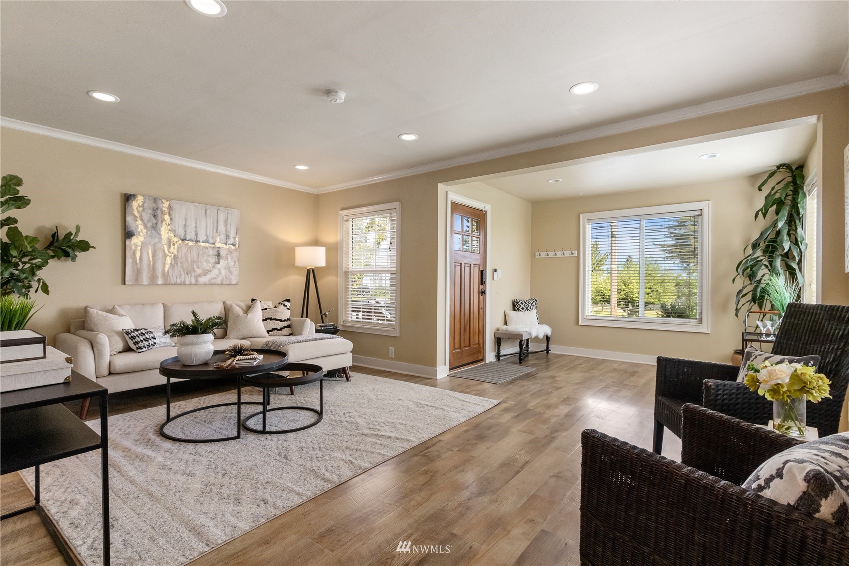 2224 E Fairbanks Street