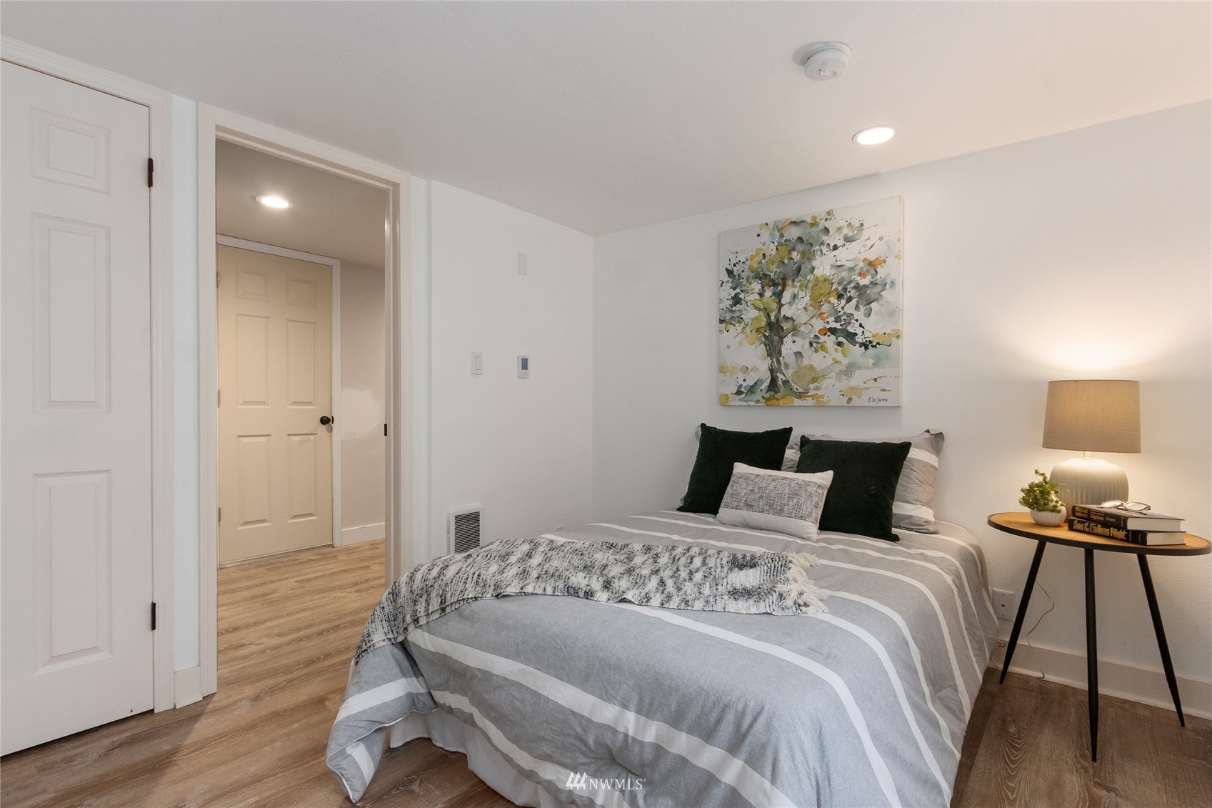 2224 E Fairbanks Street