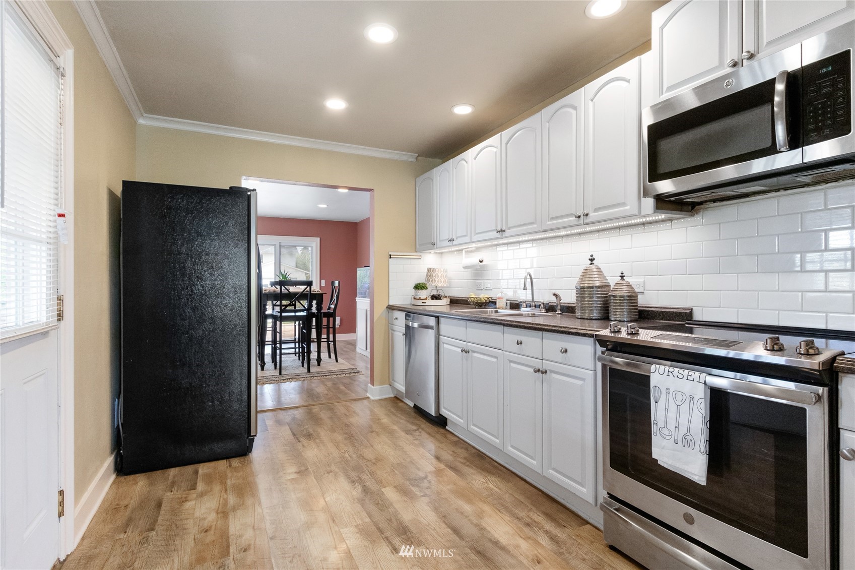 2224 E Fairbanks Street