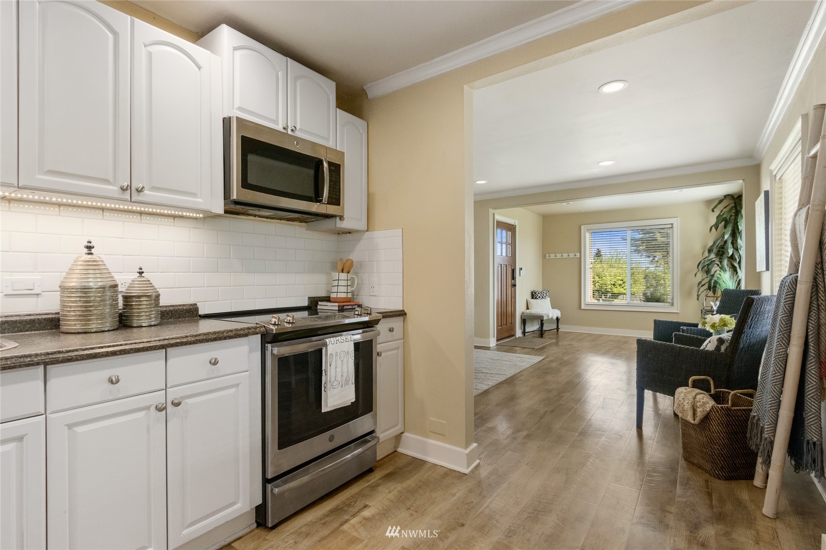 2224 E Fairbanks Street