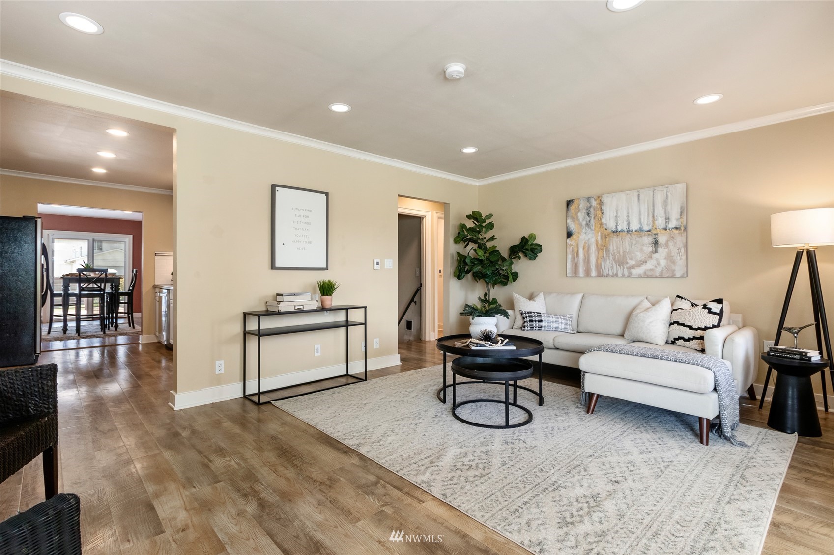 2224 E Fairbanks Street