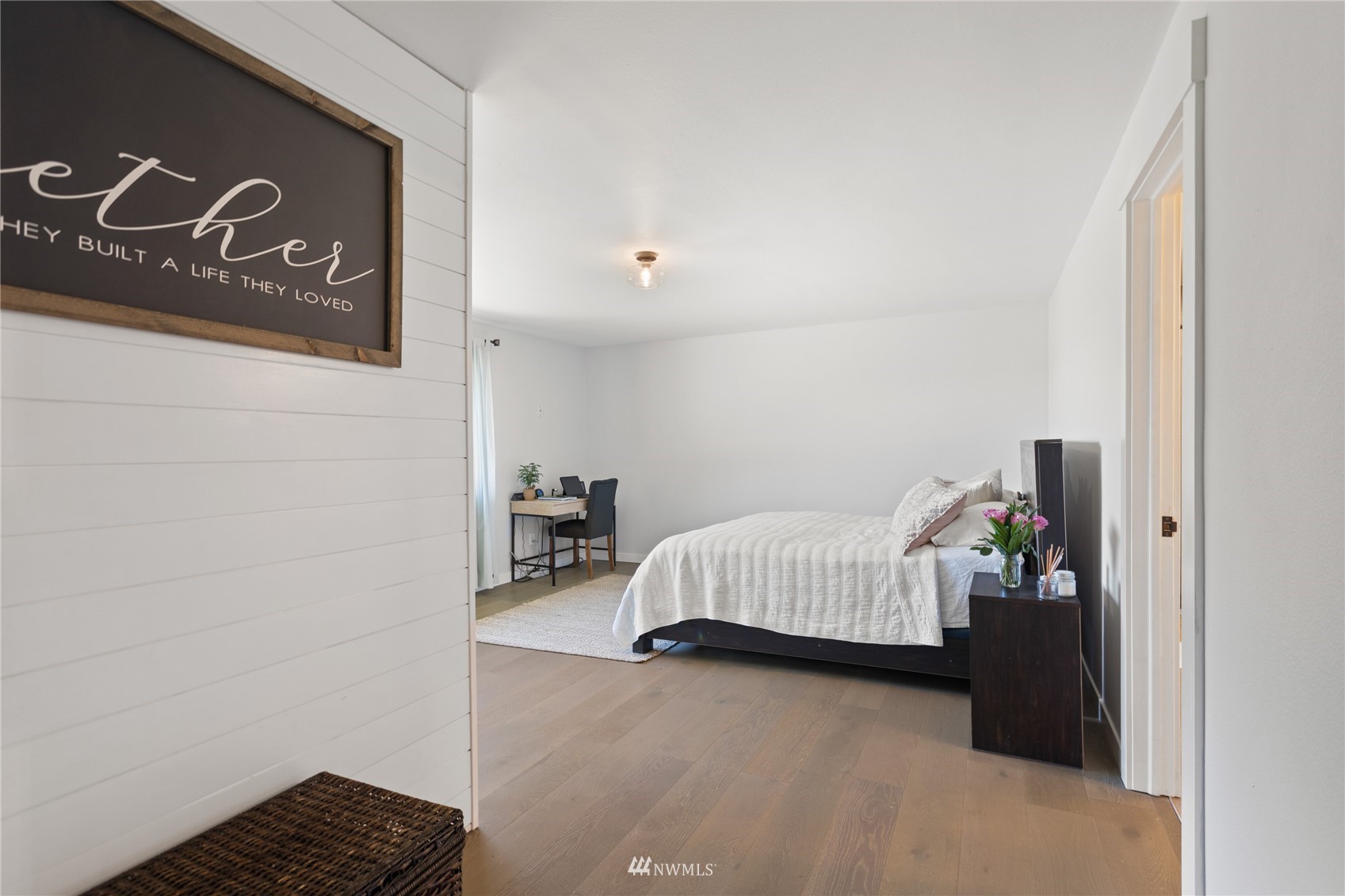 1525 Colvos Drive NW