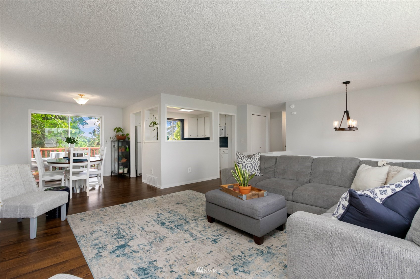 10206 108th Avenue SW