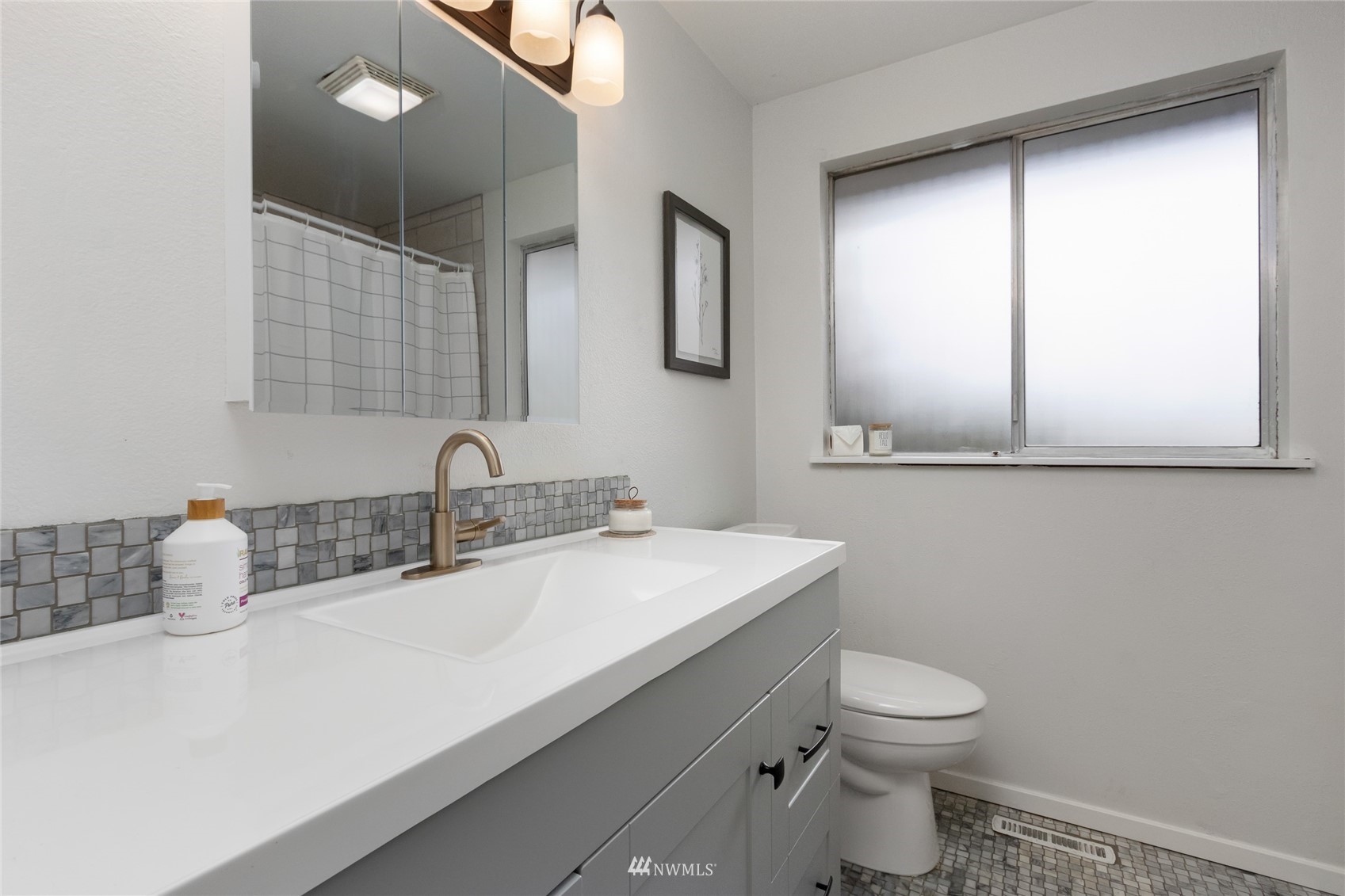 10206 108th Avenue SW