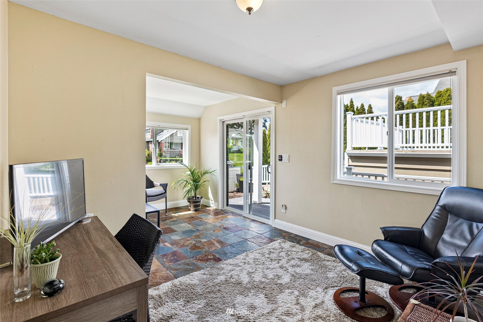 2802 N Washington Street