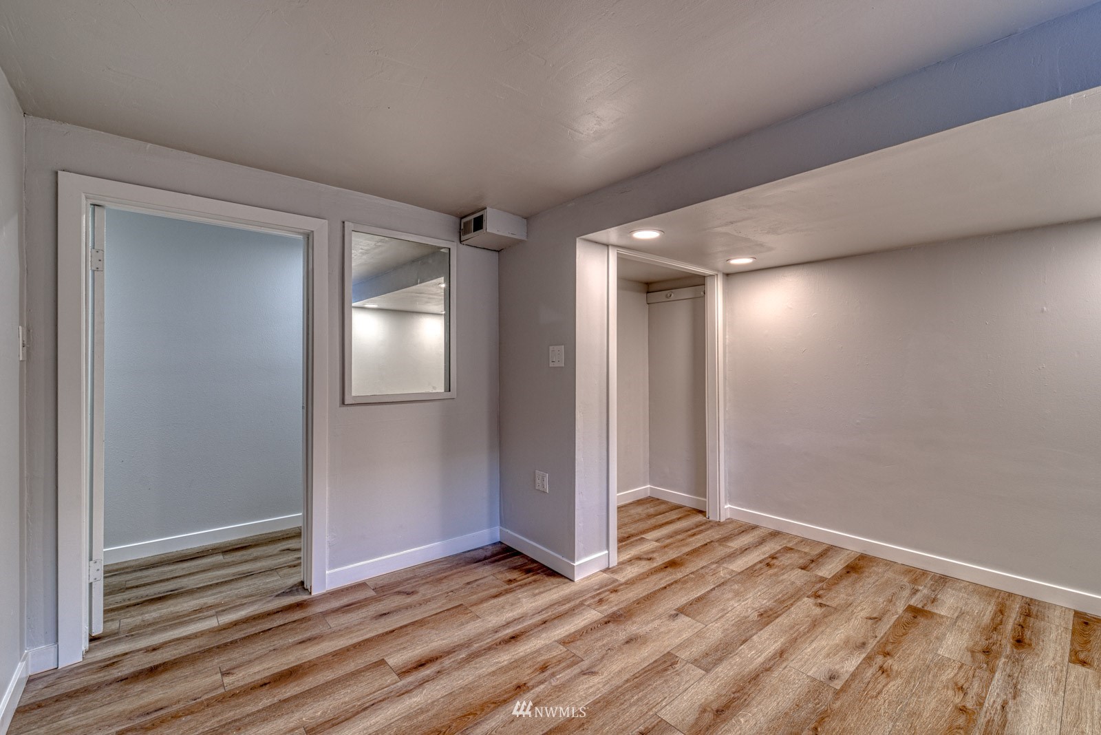 818 N Washington Street