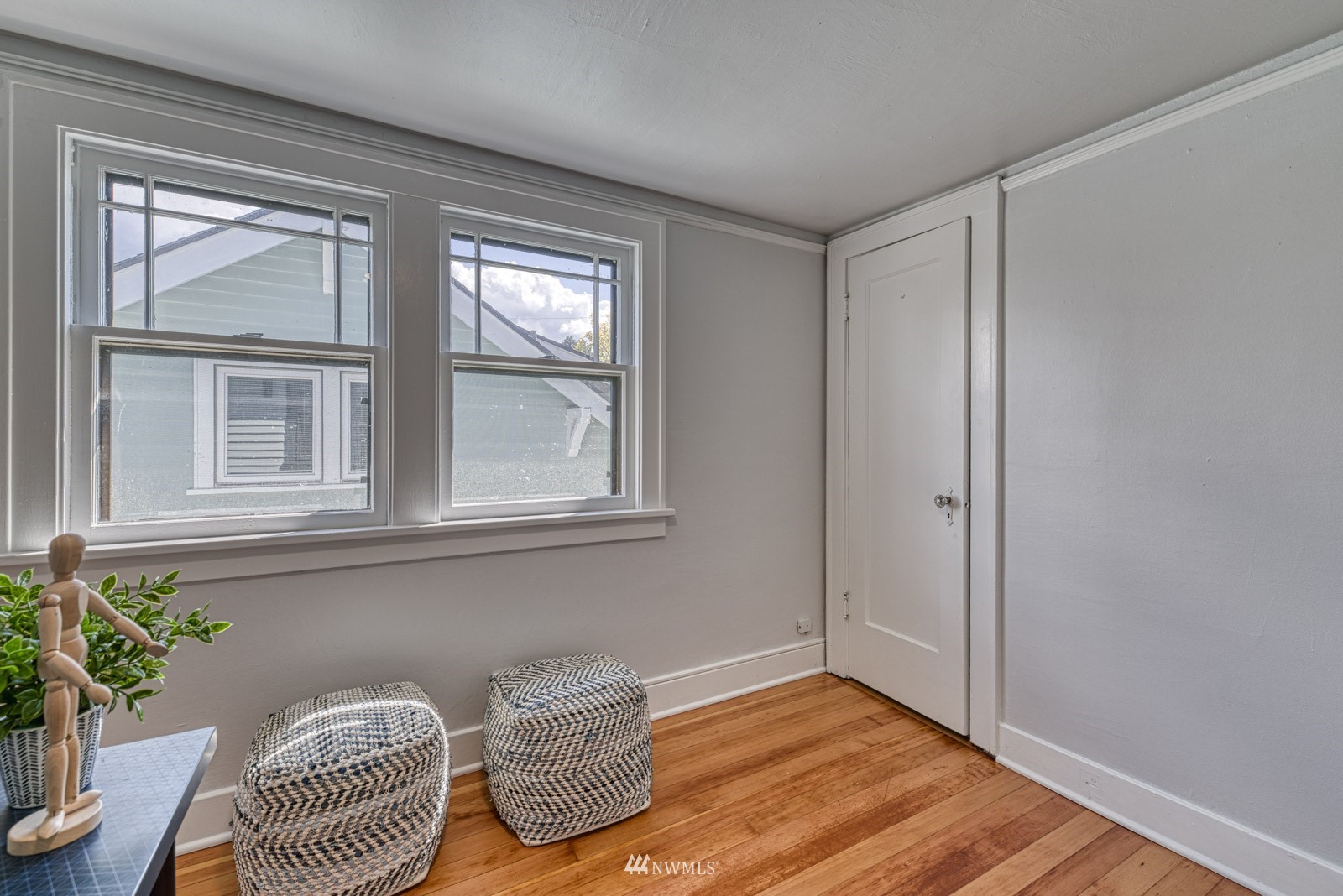 818 N Washington Street