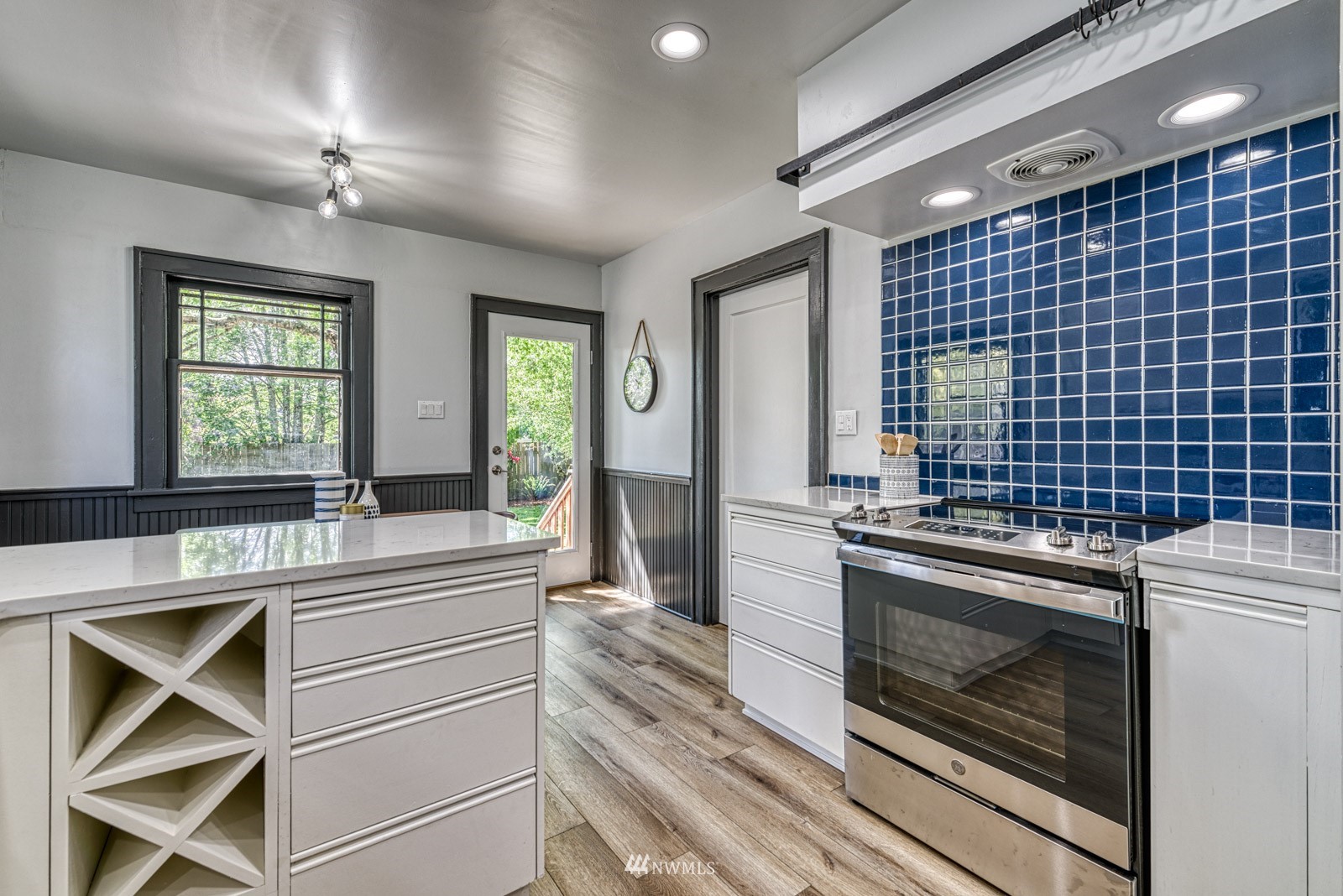 818 N Washington Street