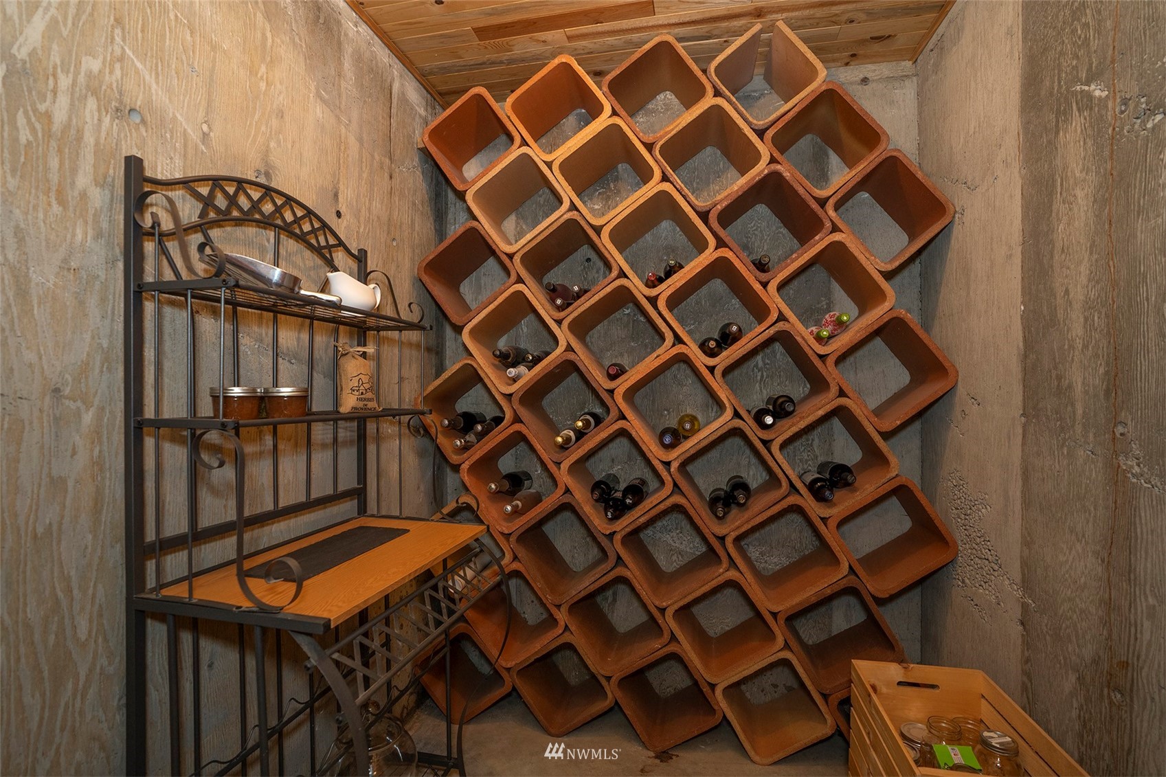 3621 Brookside Way W