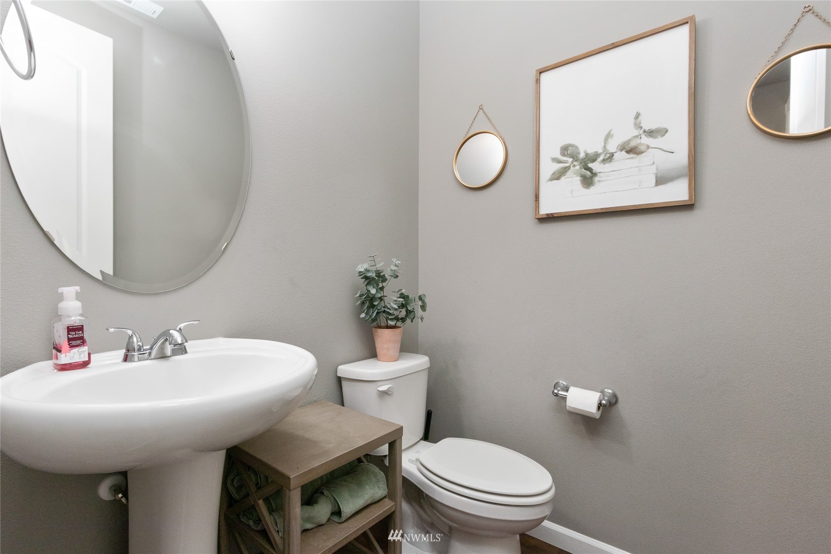 5112 Kenrick Street SE