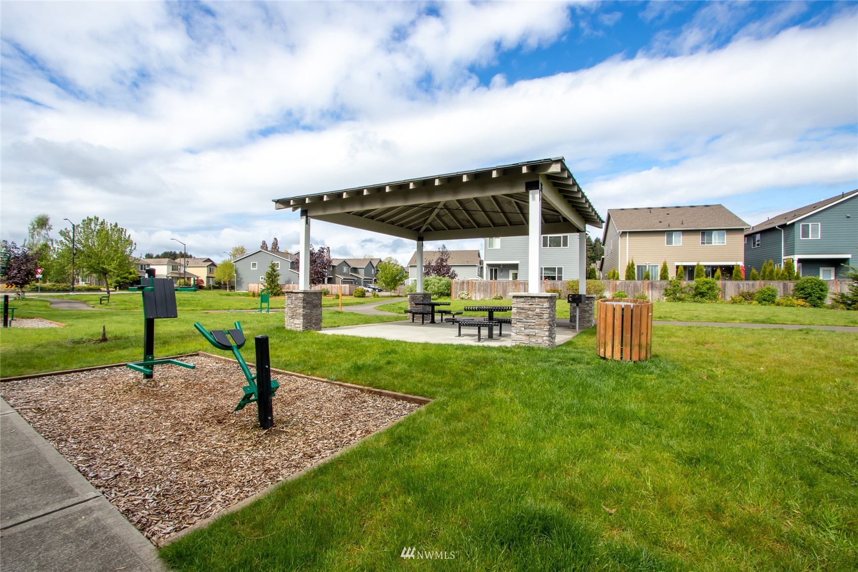 5112 Kenrick Street SE