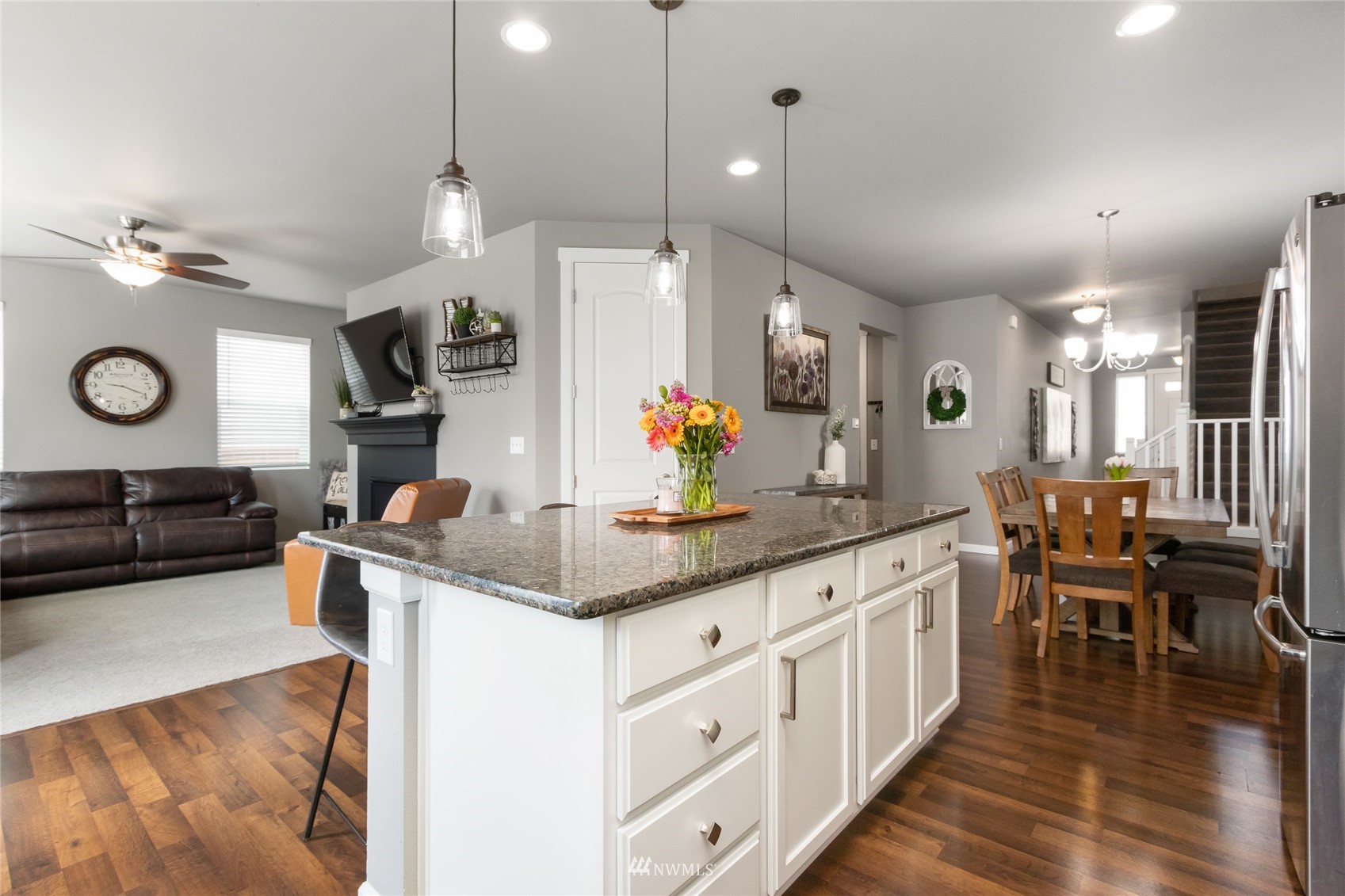 5112 Kenrick Street SE