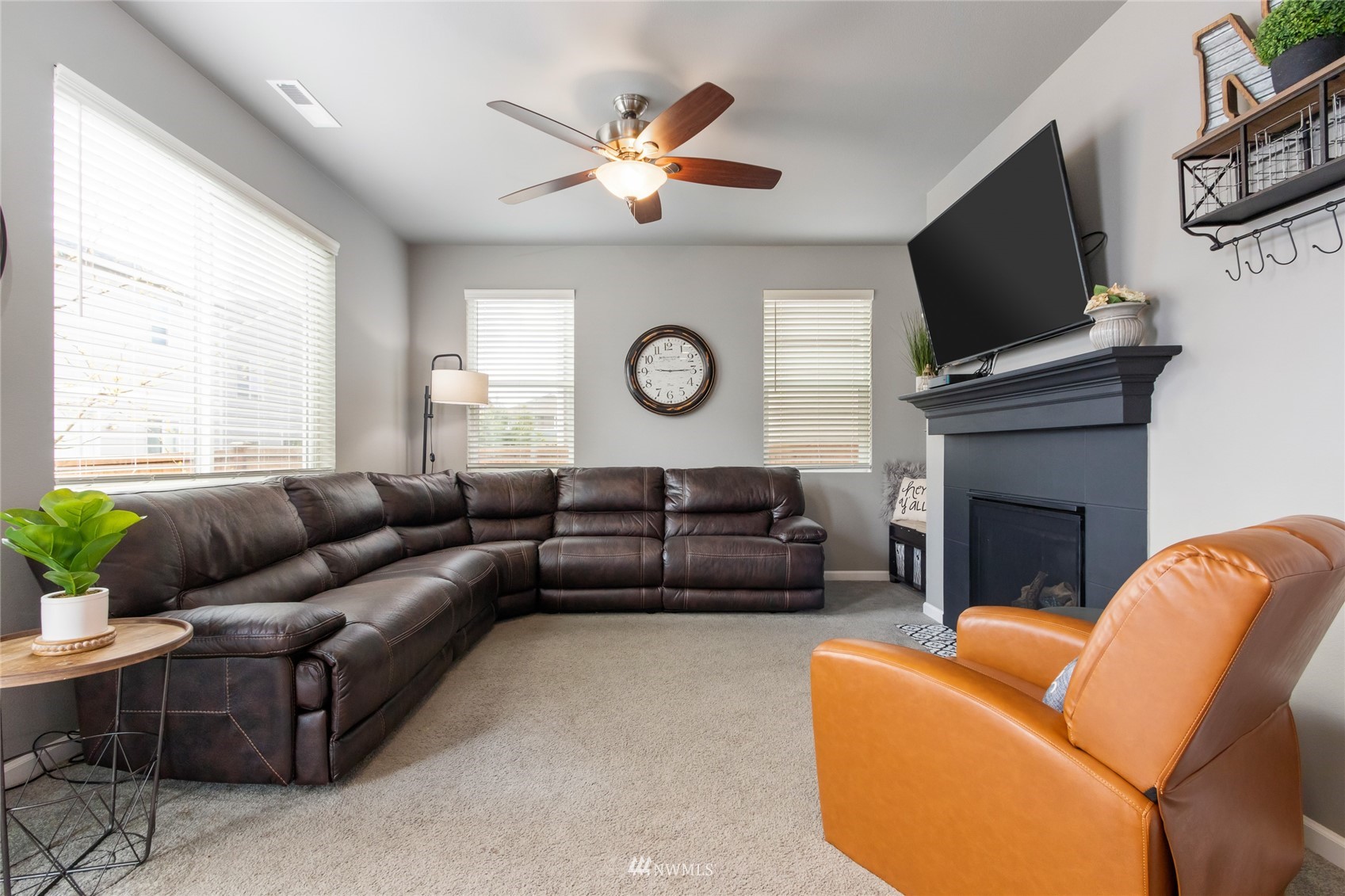 5112 Kenrick Street SE