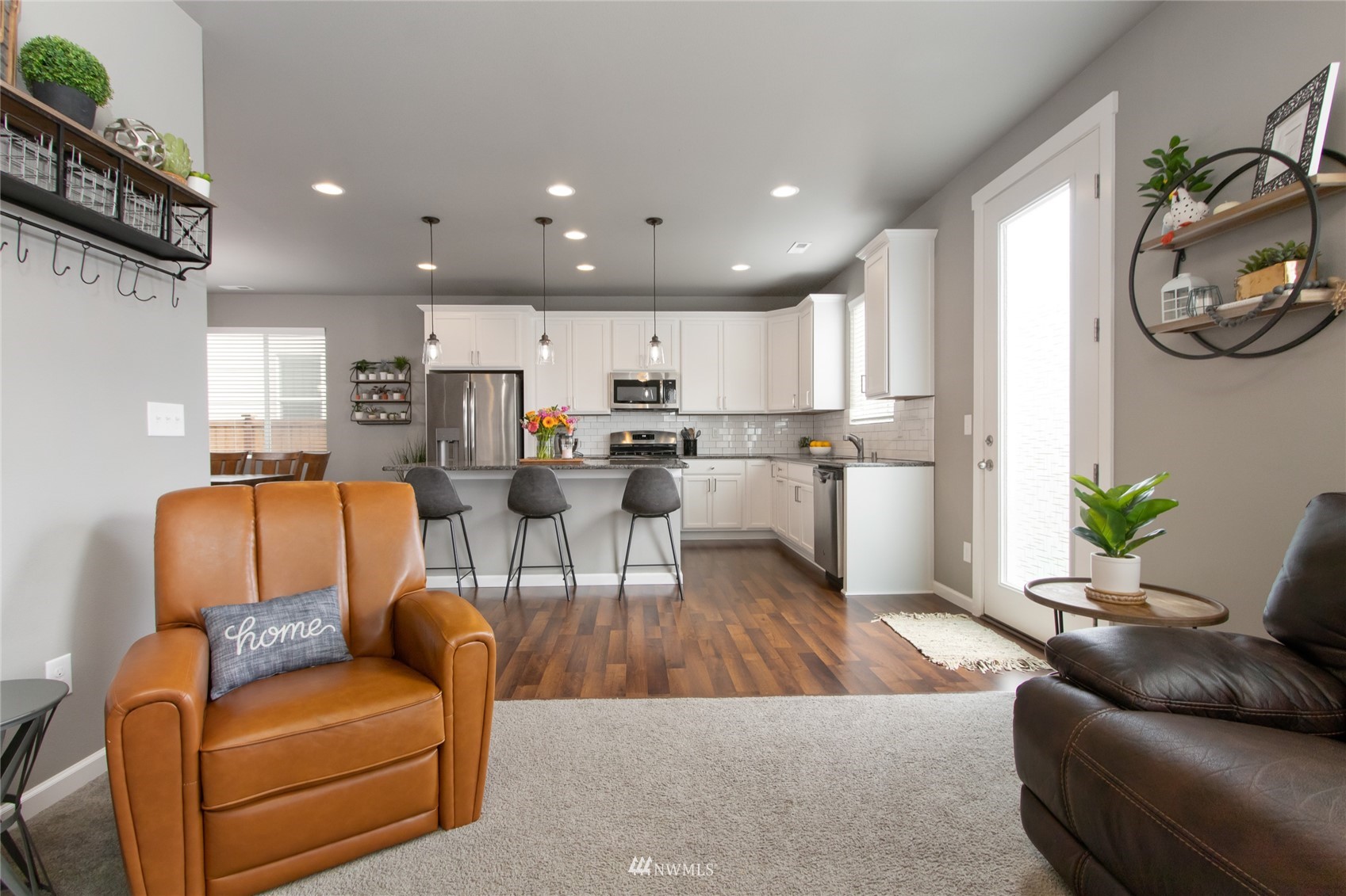 5112 Kenrick Street SE