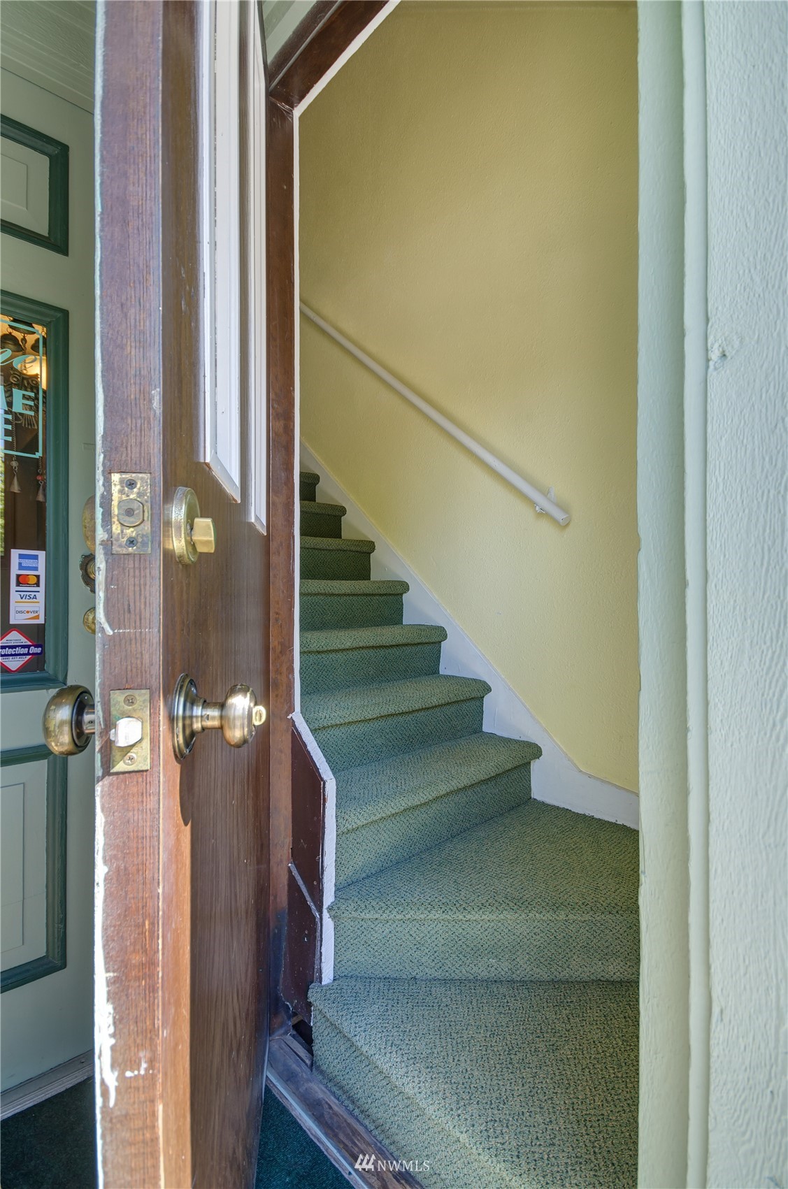 5213 Pacific Avenue , -7695