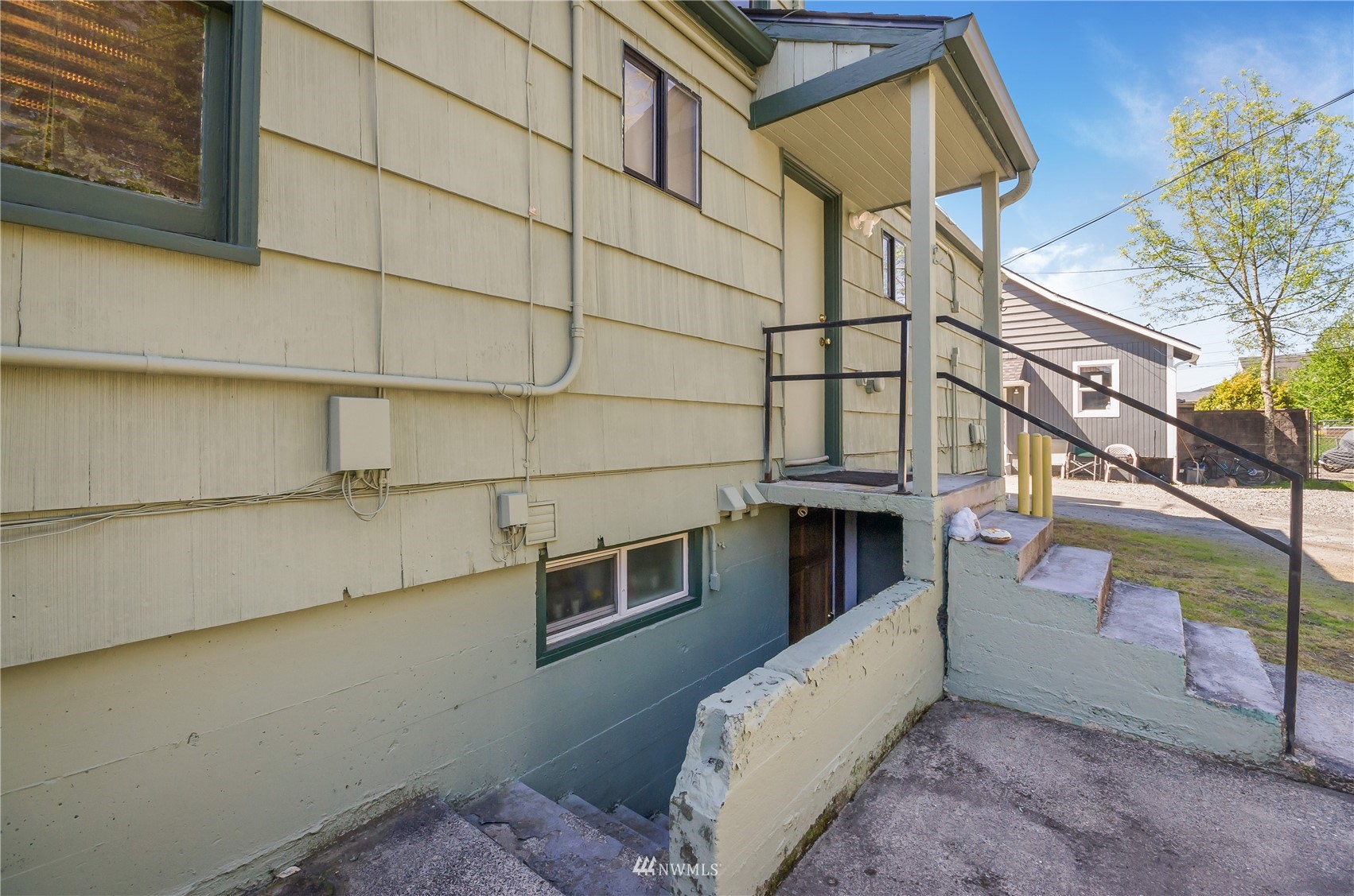 5213 Pacific Avenue , -7695