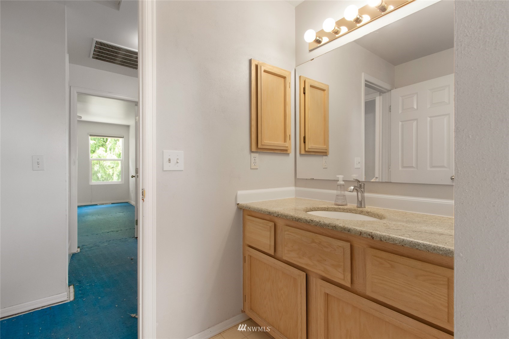 3822 17th Avenue Ct NW