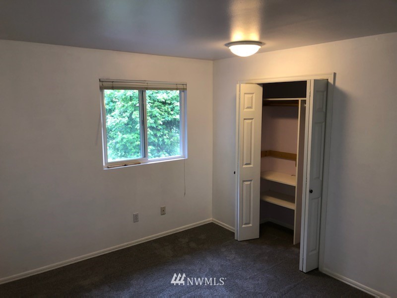 3822 17th Avenue Ct NW