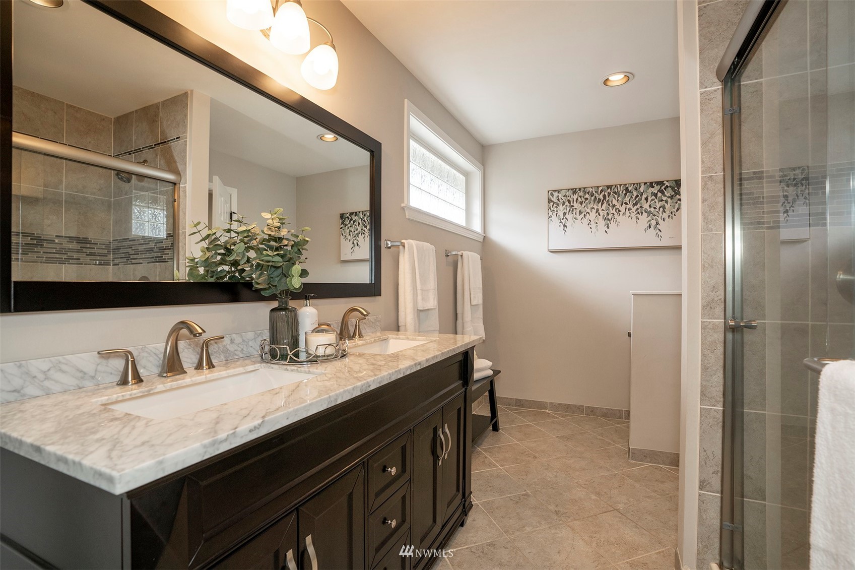 5129 N Highland Street