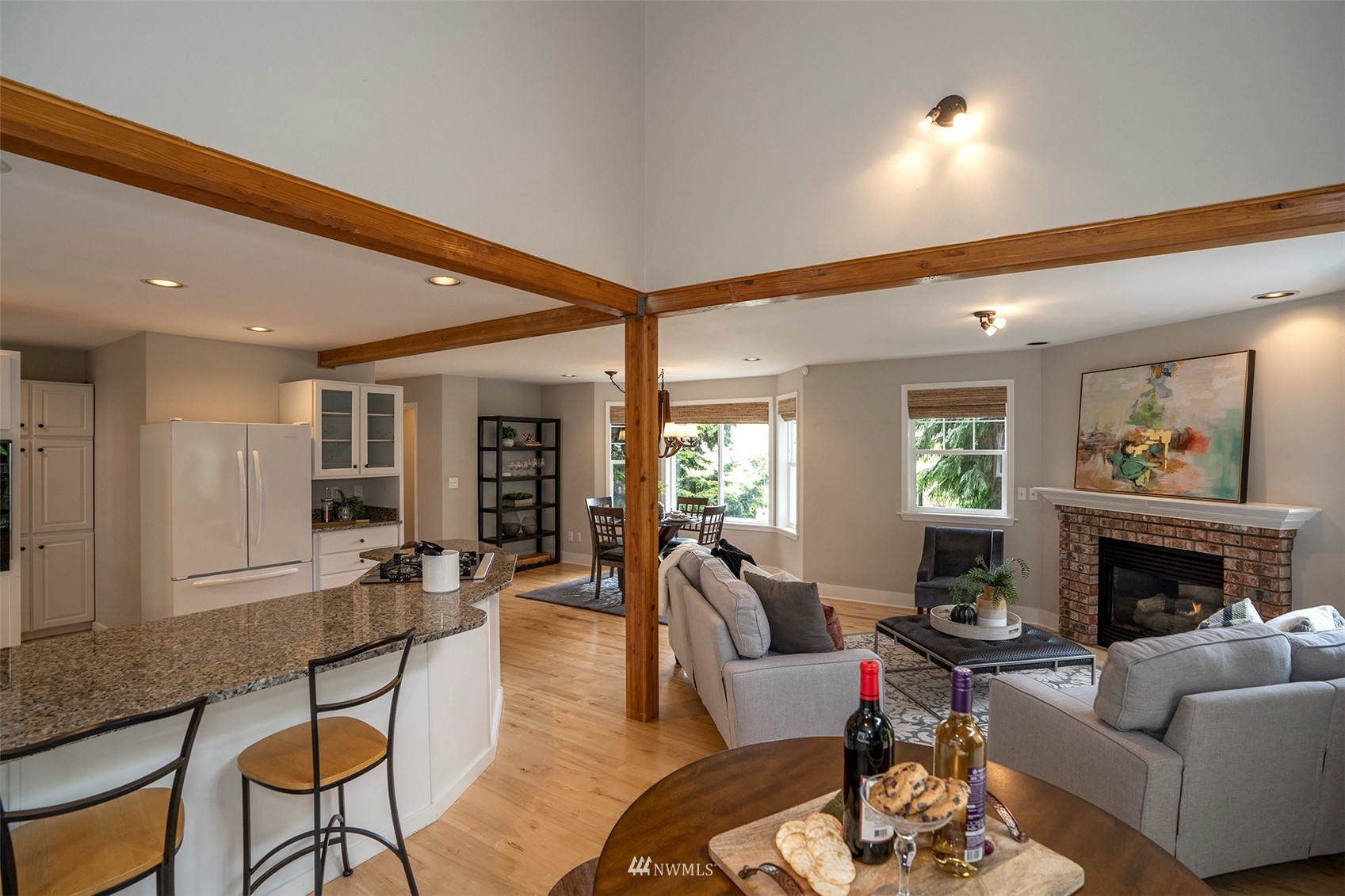 5129 N Highland Street