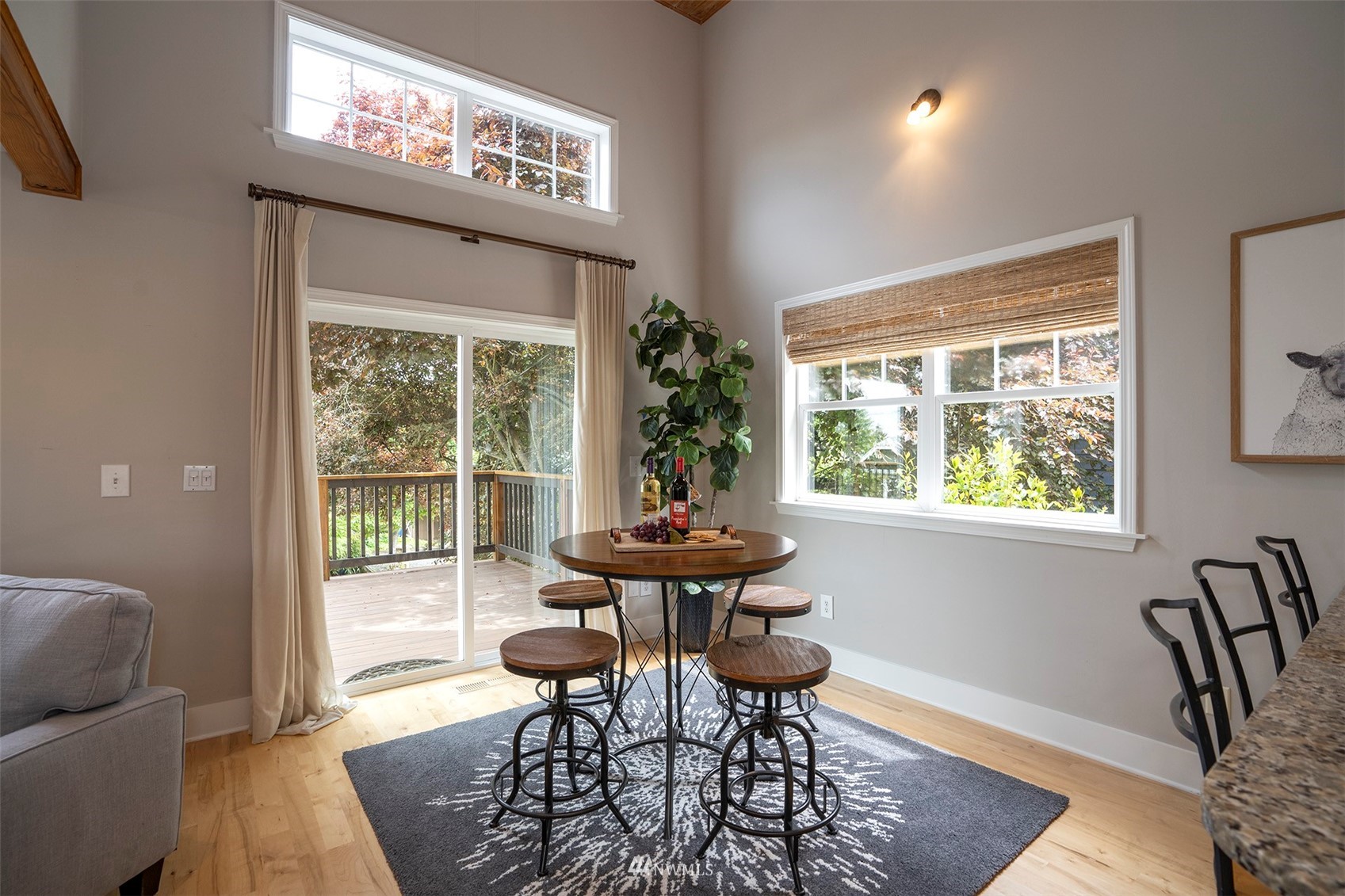 5129 N Highland Street