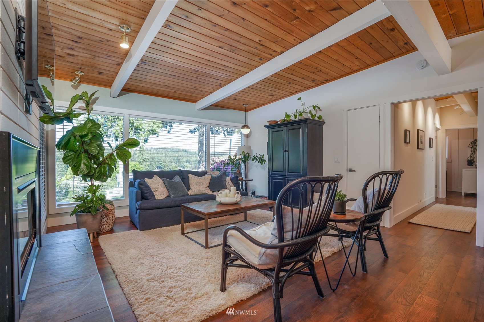 5212 View Point Drive NW