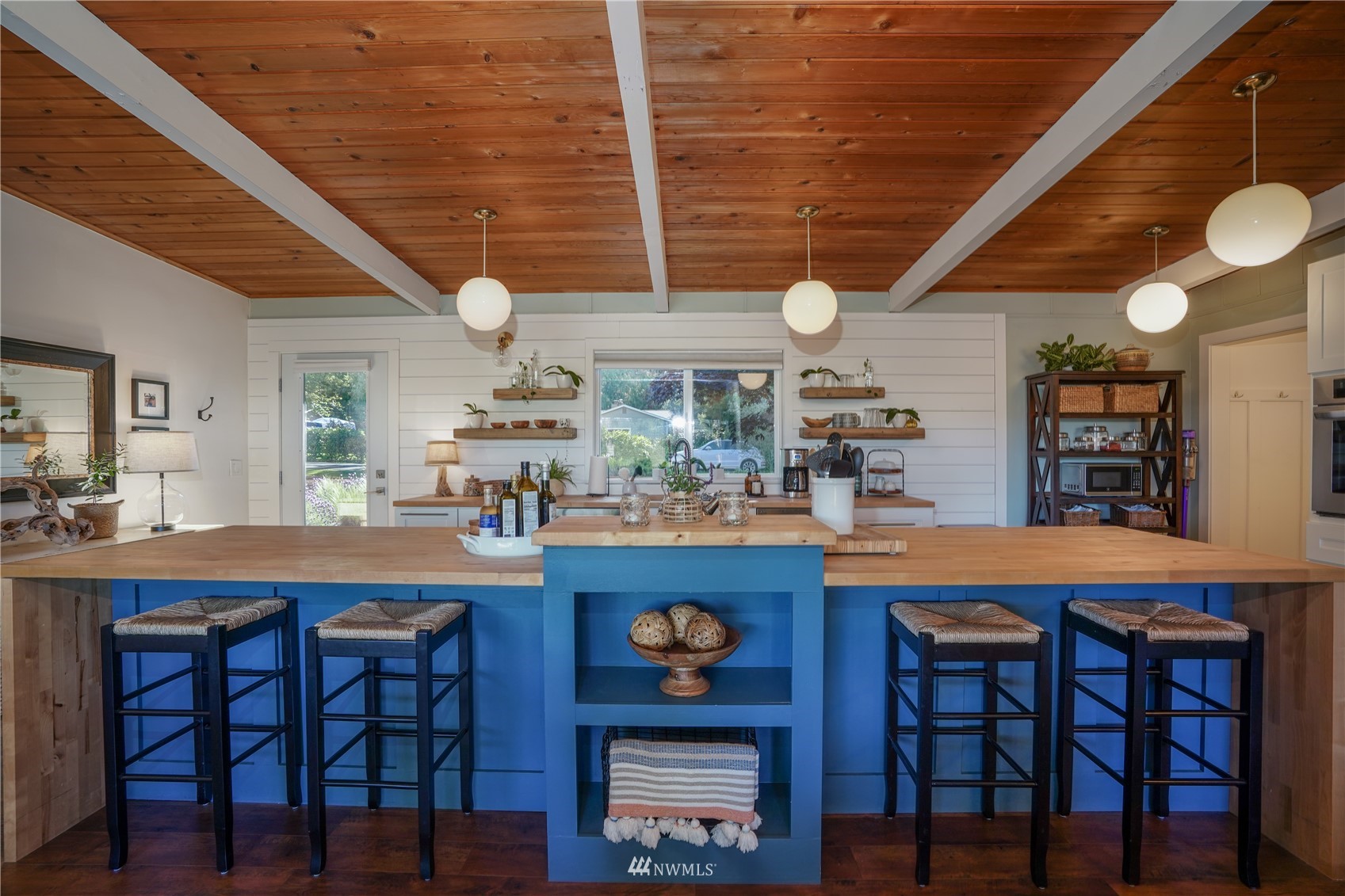 5212 View Point Drive NW