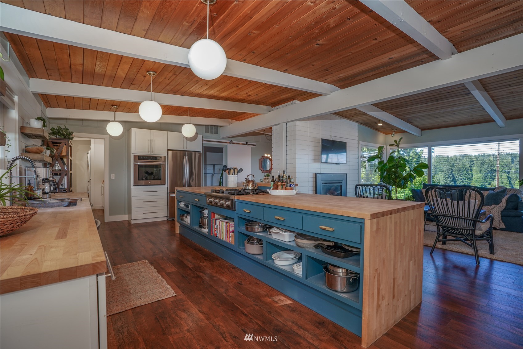 5212 View Point Drive NW