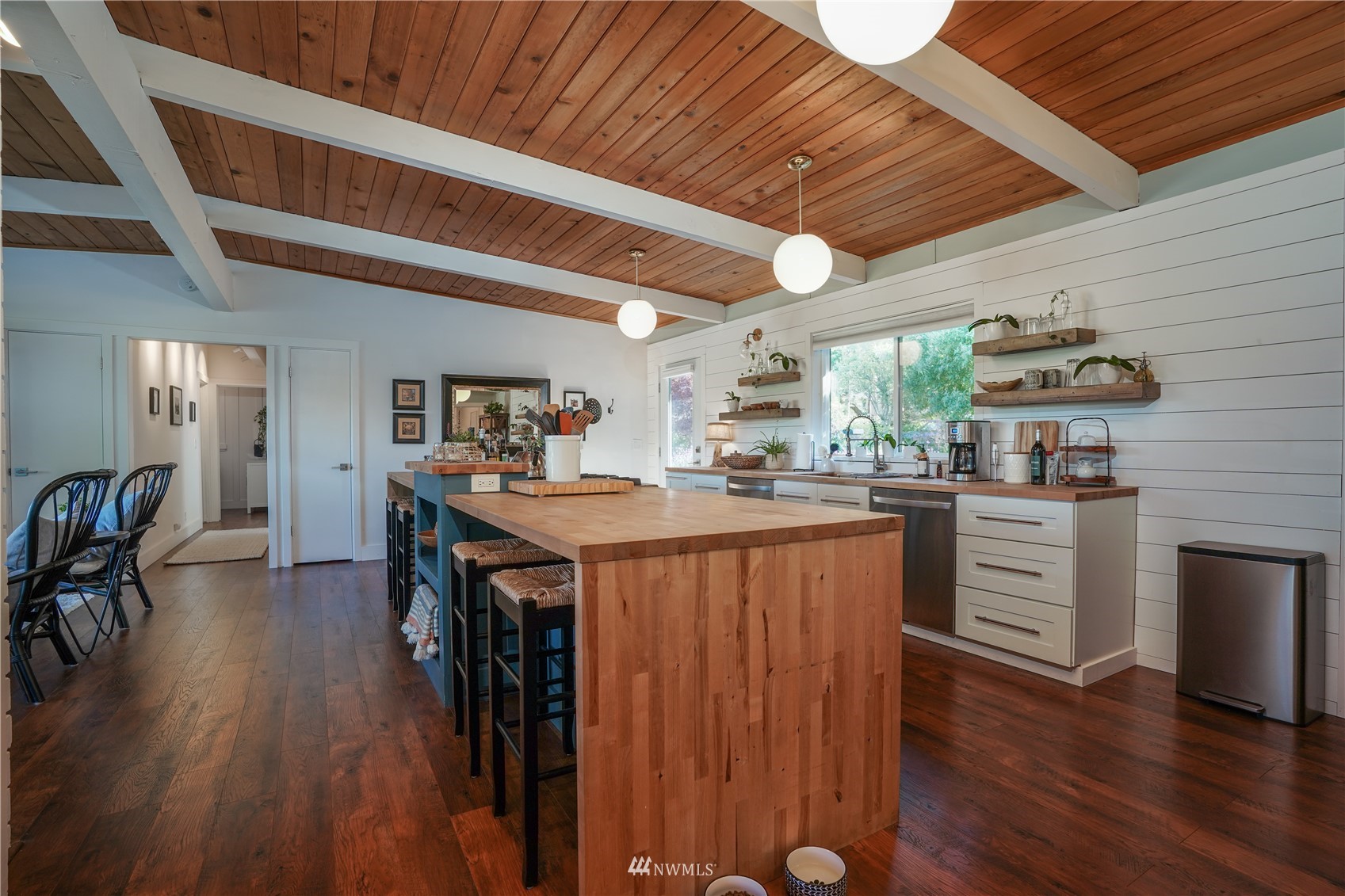 5212 View Point Drive NW