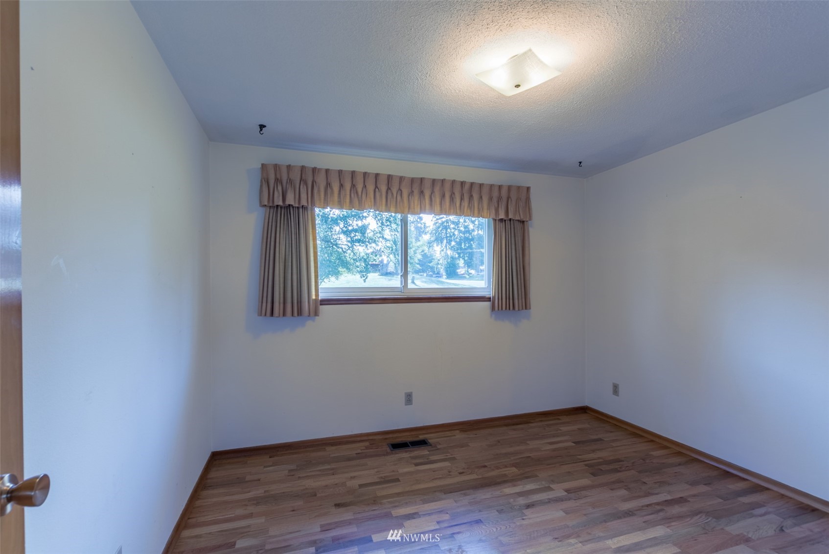 11918 Alameda Avenue SW, -3506