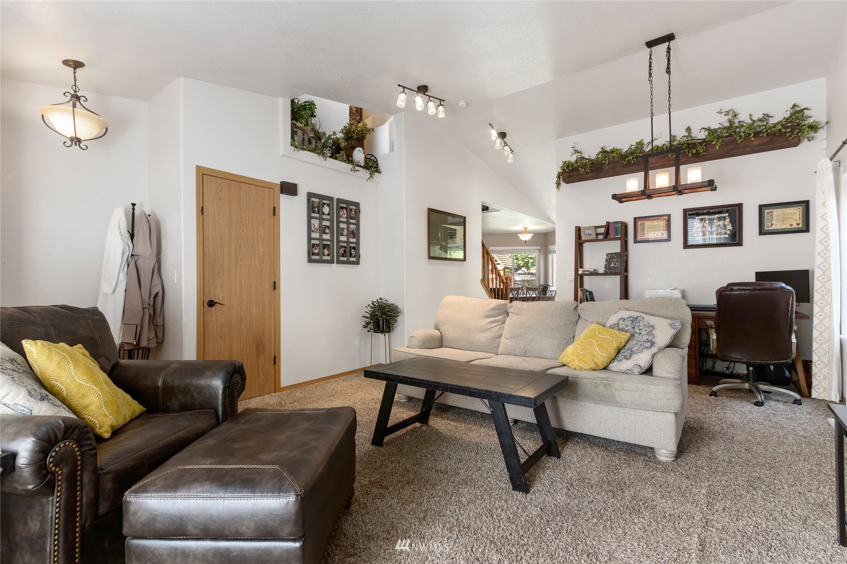 4313 Avonlea Drive SE