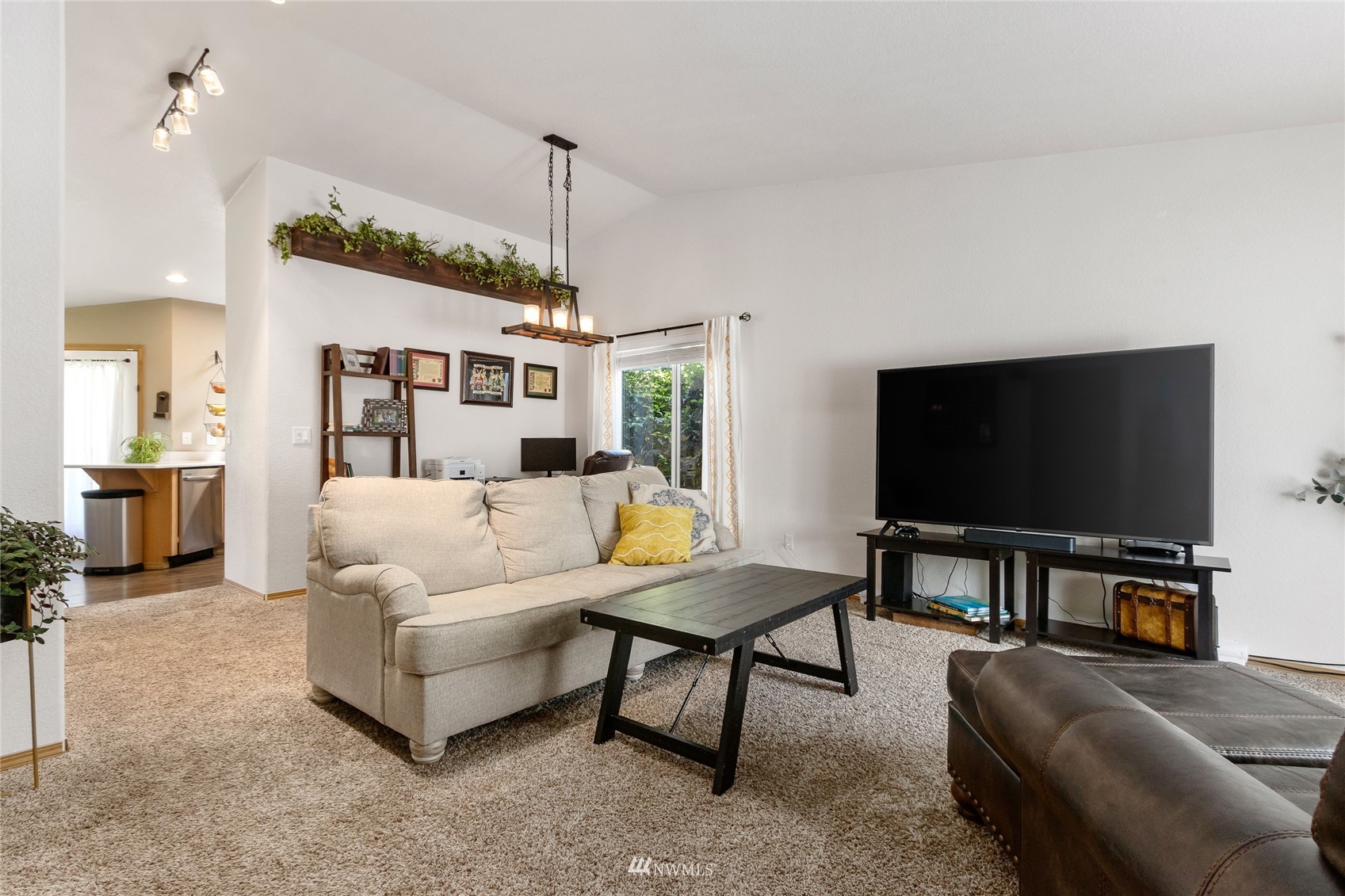 4313 Avonlea Drive SE