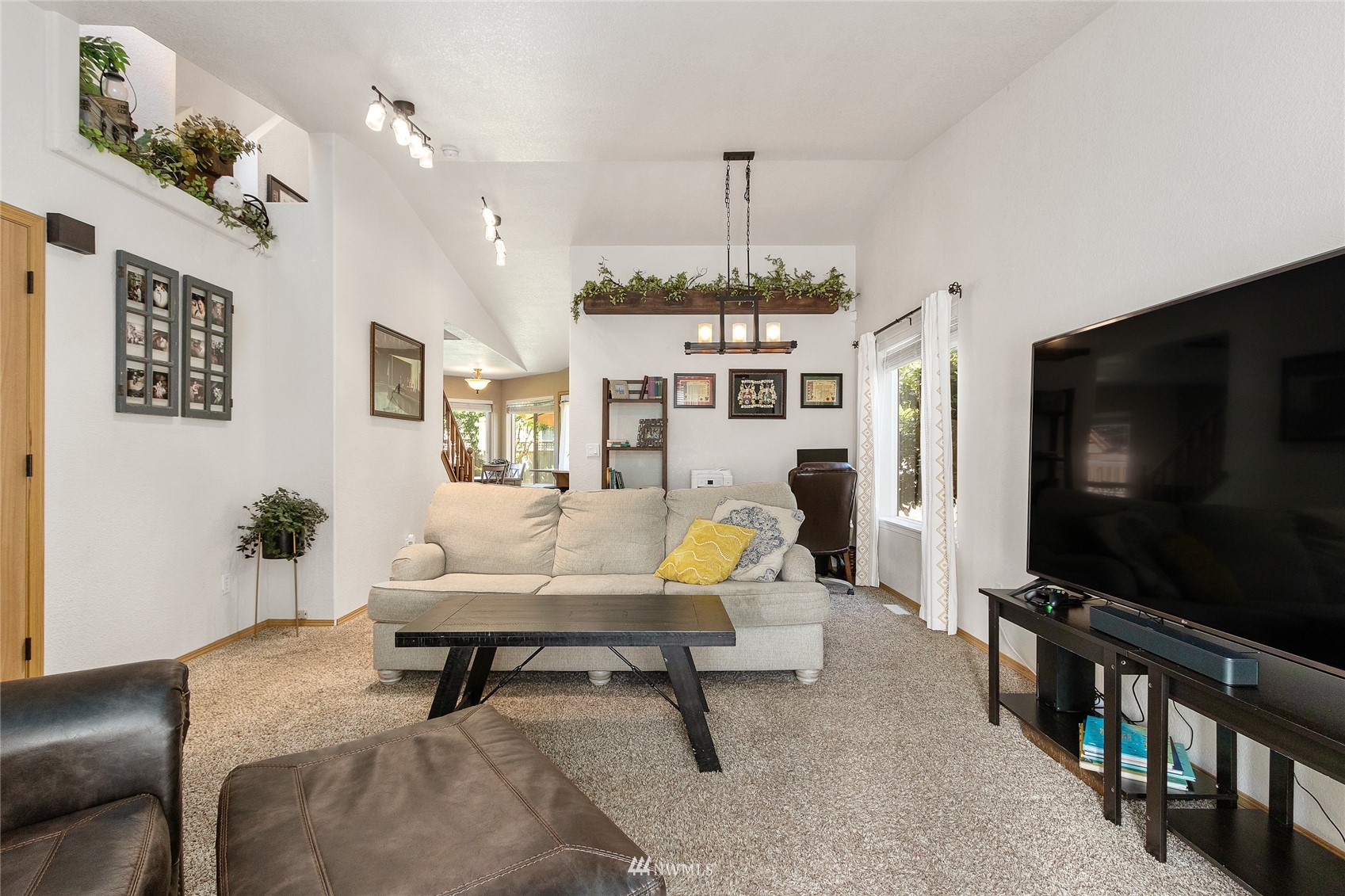 4313 Avonlea Drive SE