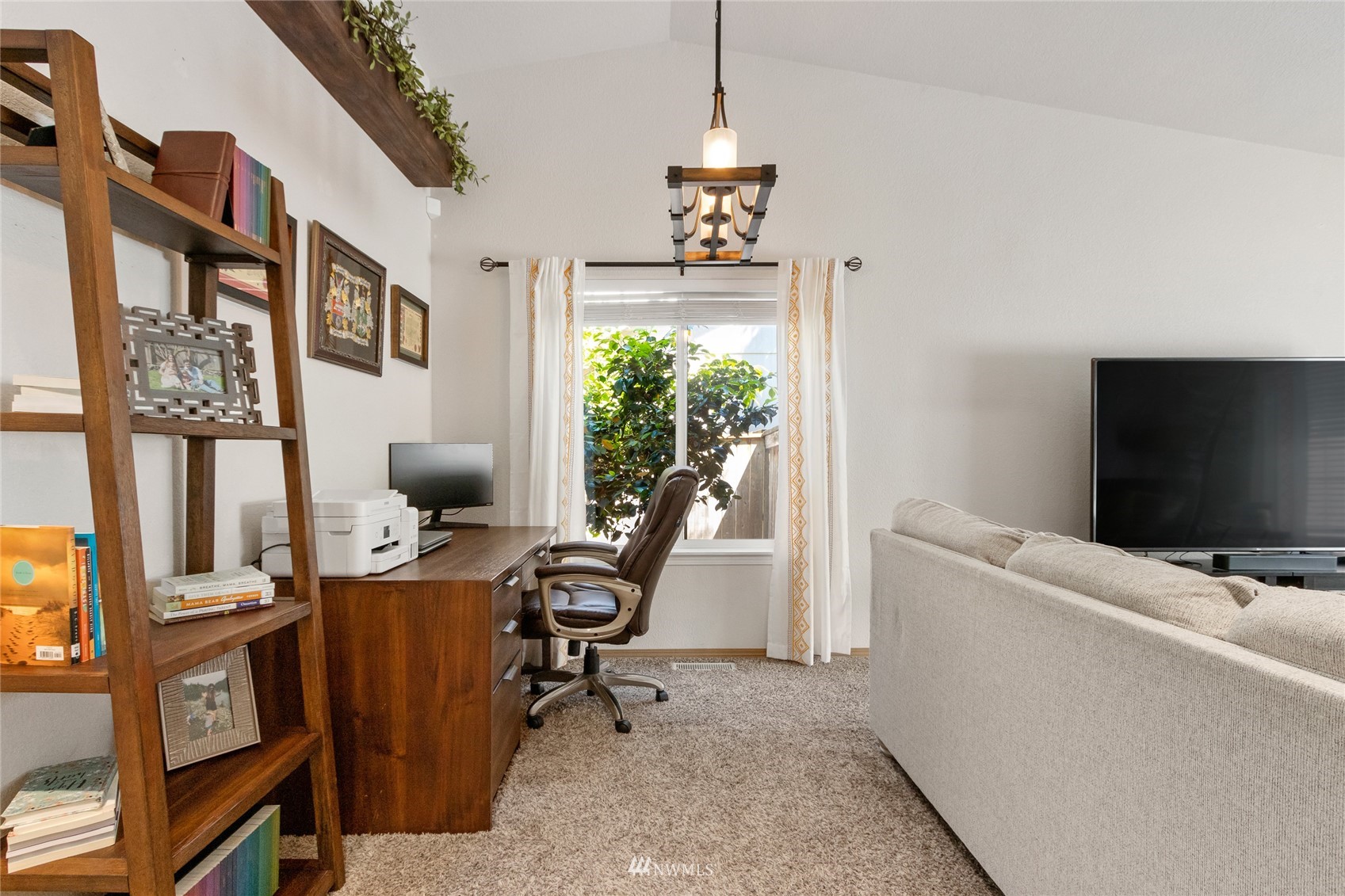 4313 Avonlea Drive SE