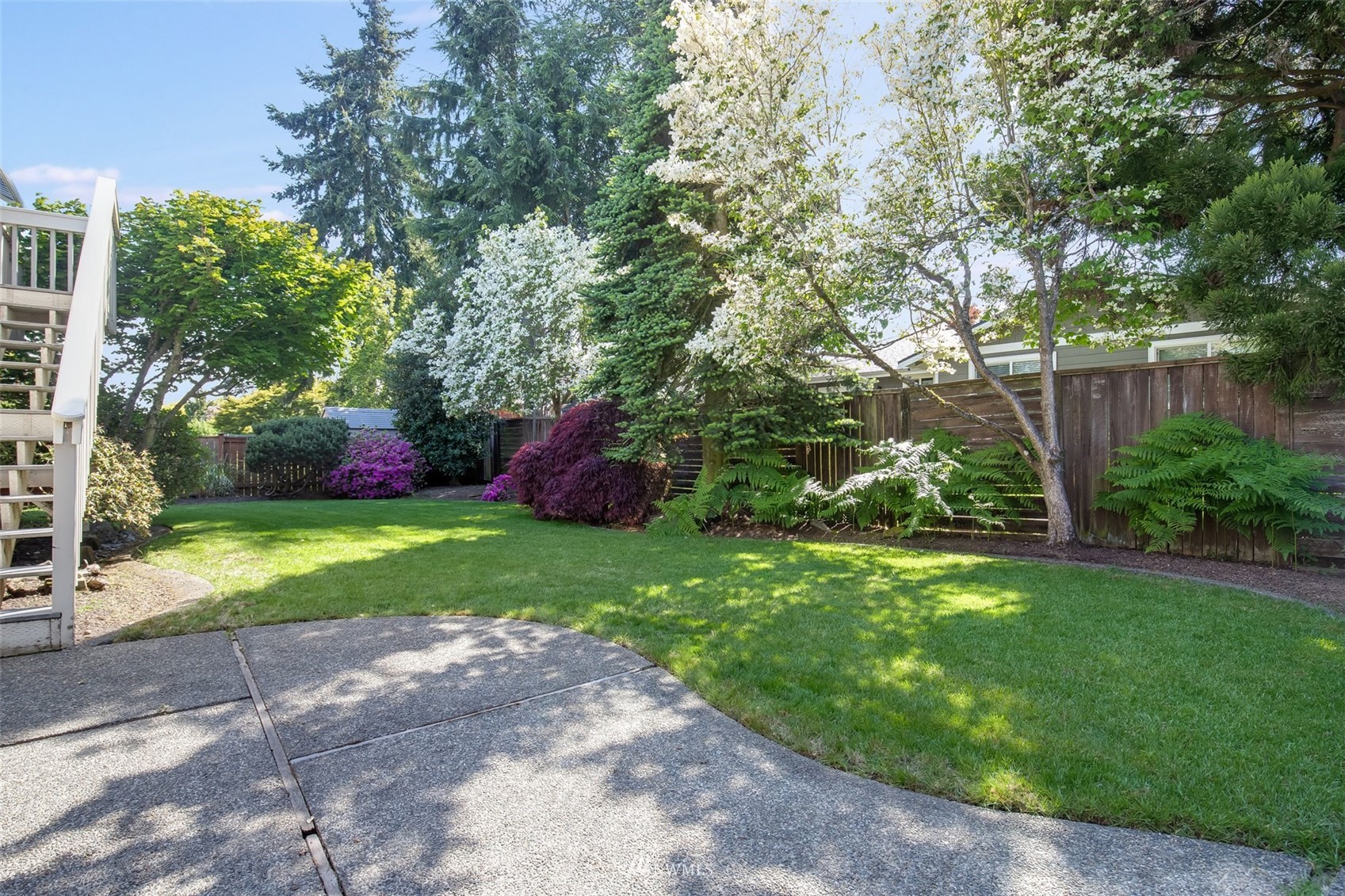 3214 N Vassault Street , -1528