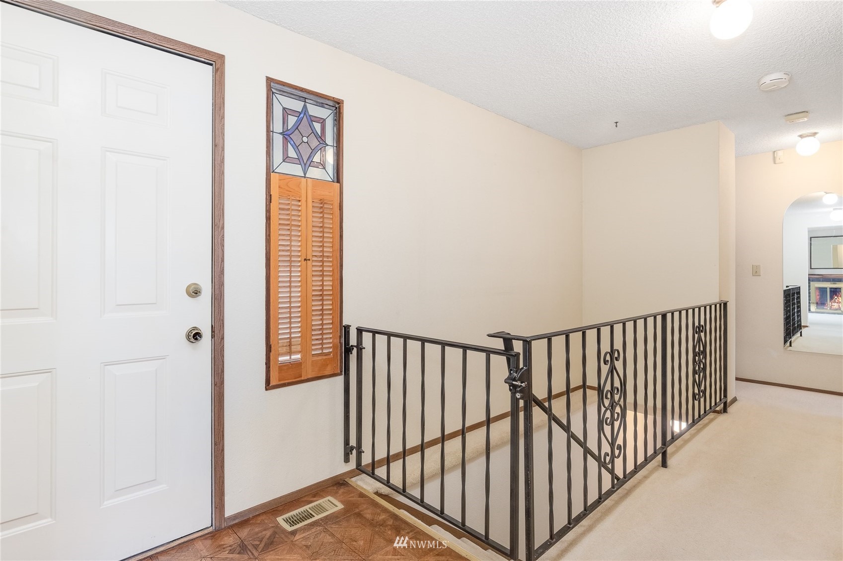 3214 N Vassault Street , -1528