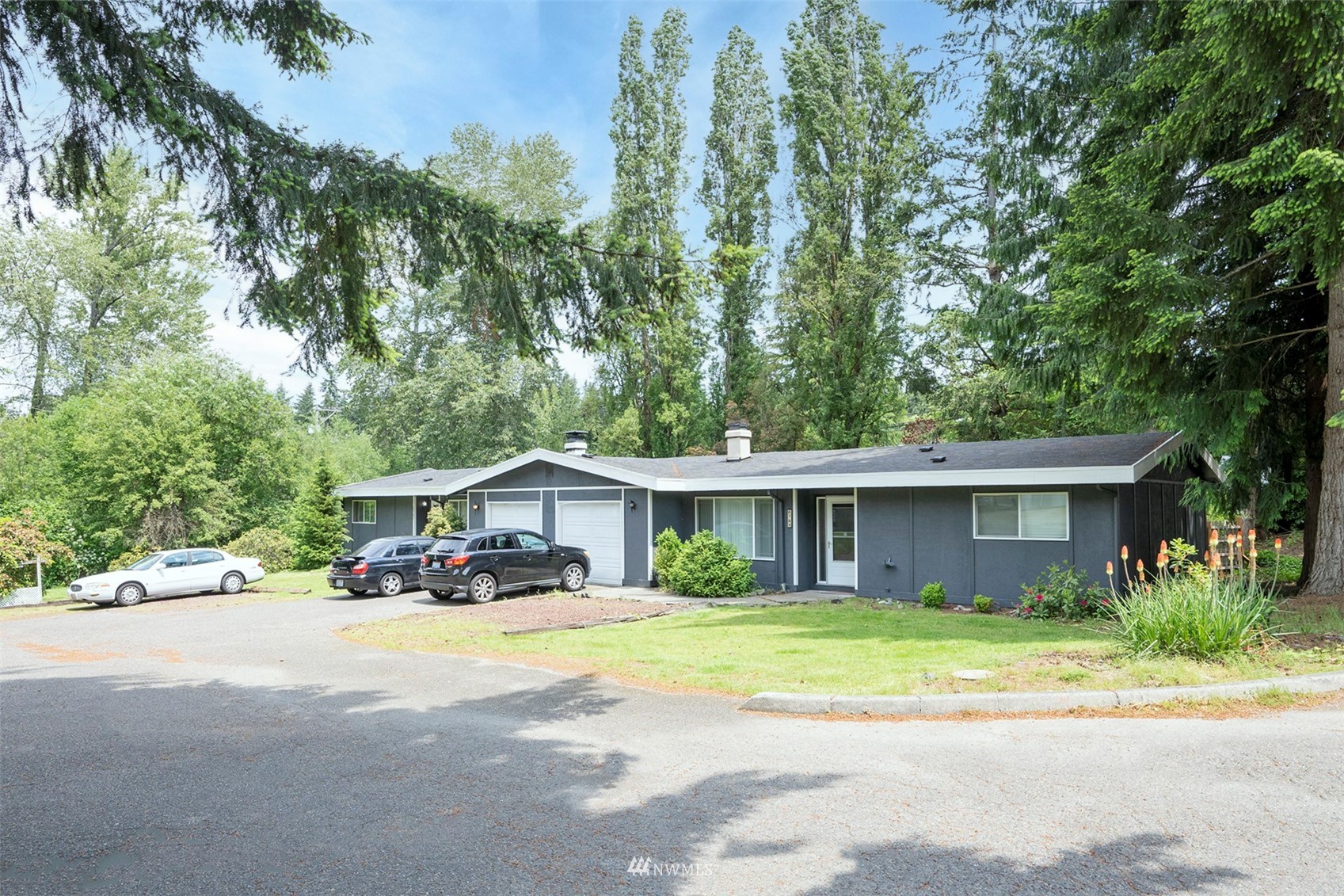 6705 -6707 35th Street Ct W