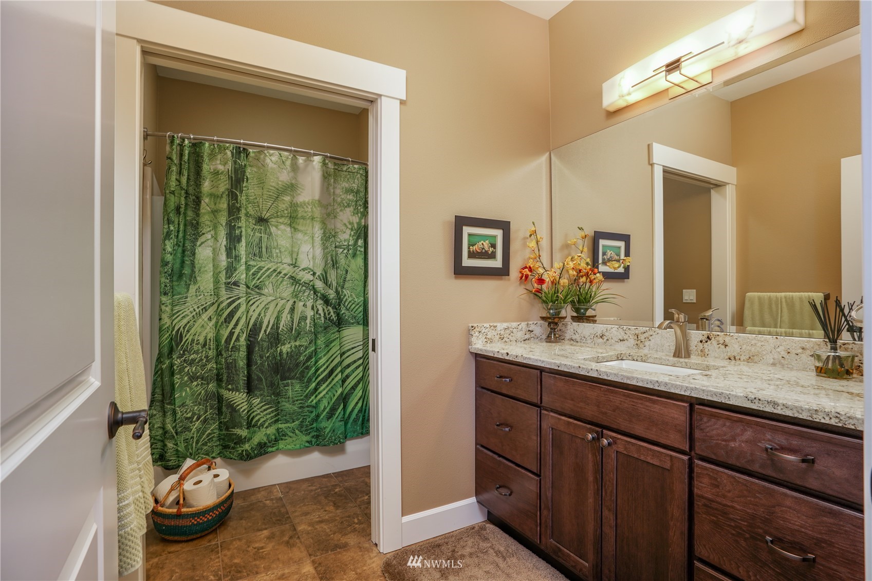 5028 N Villard Street