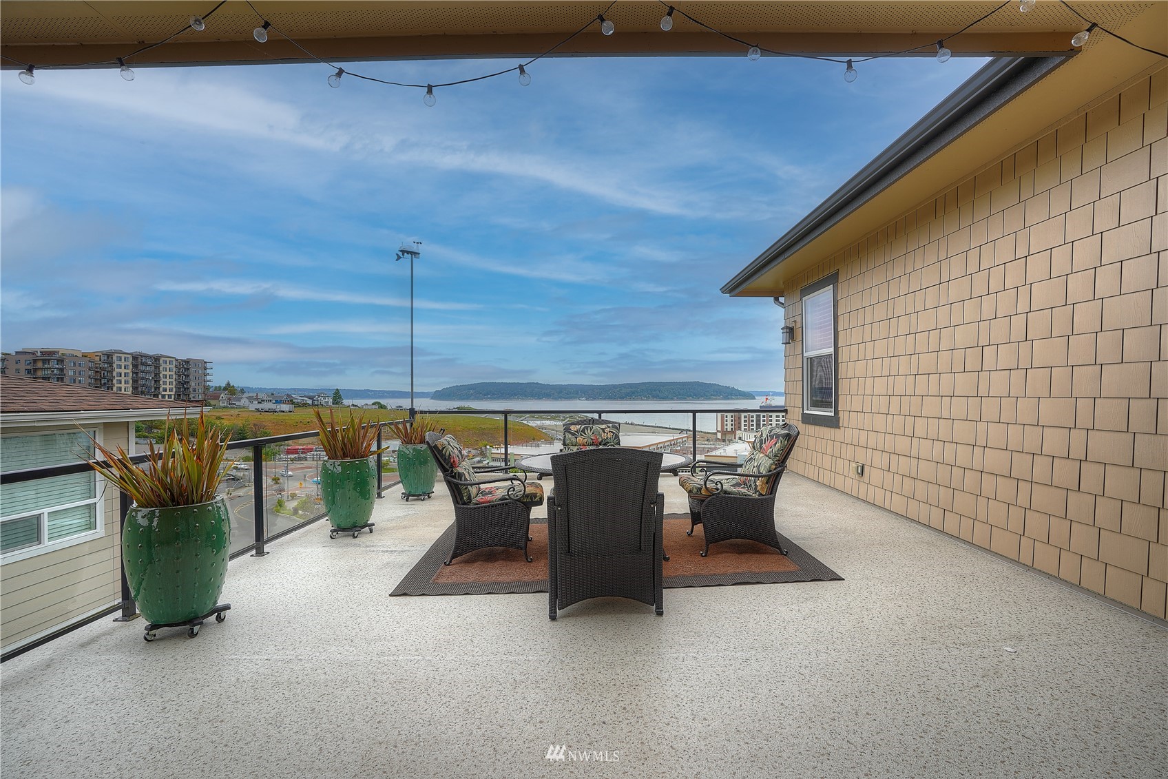 5028 N Villard Street