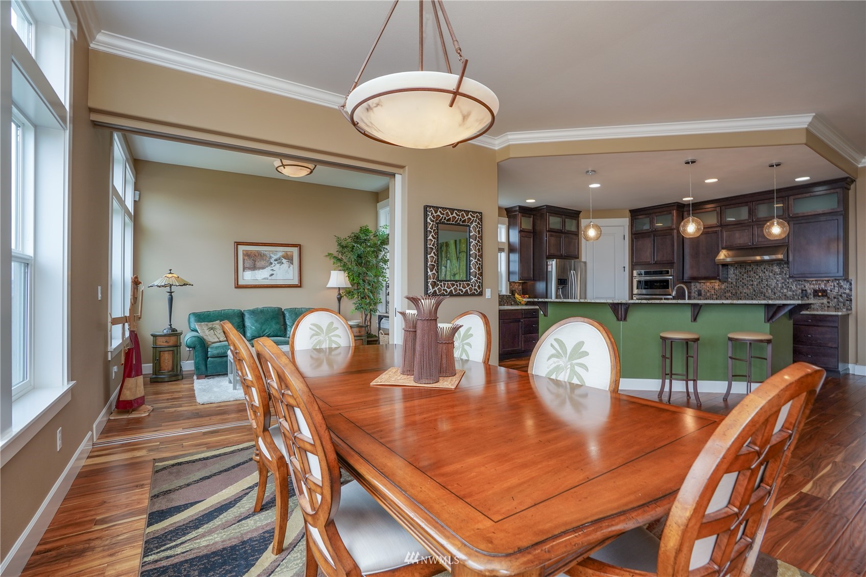 5028 N Villard Street