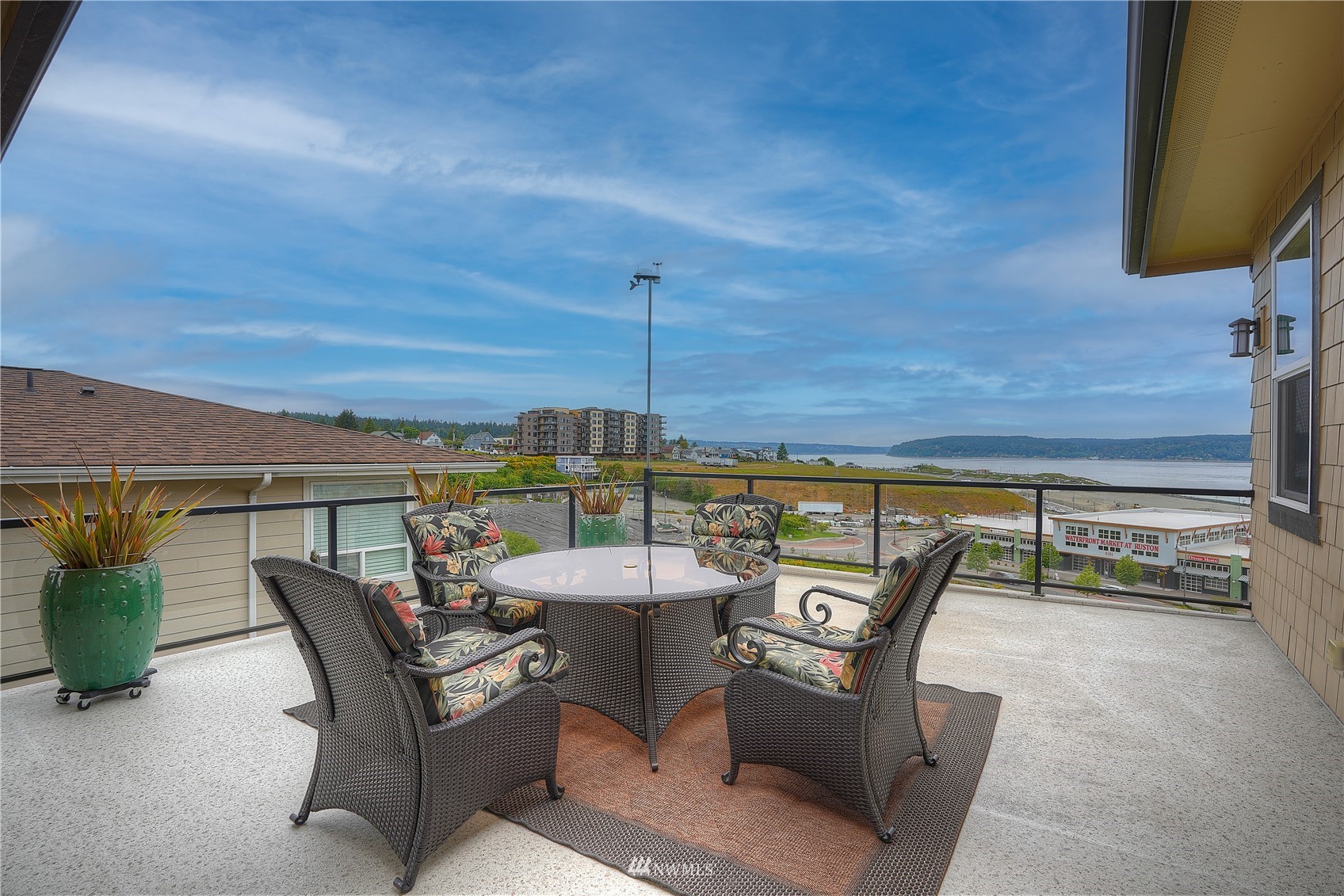 5028 N Villard Street