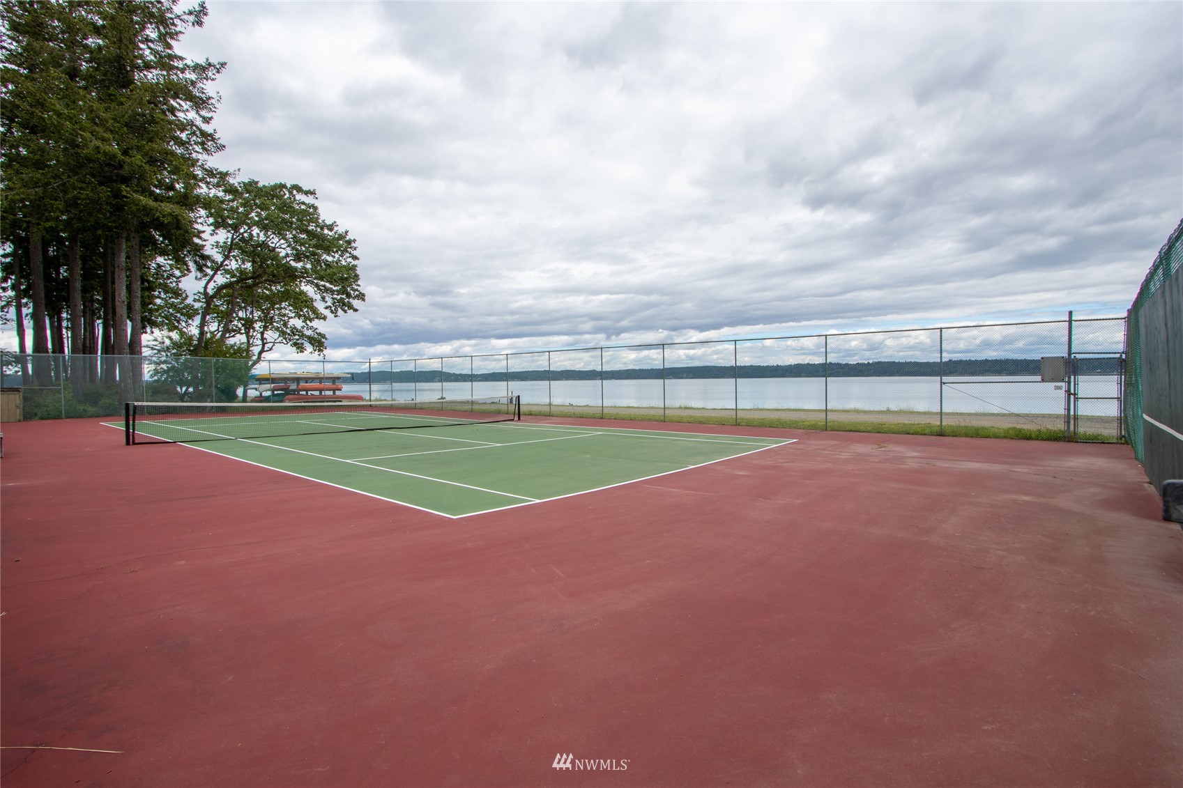 453 E Chesapeake Drive