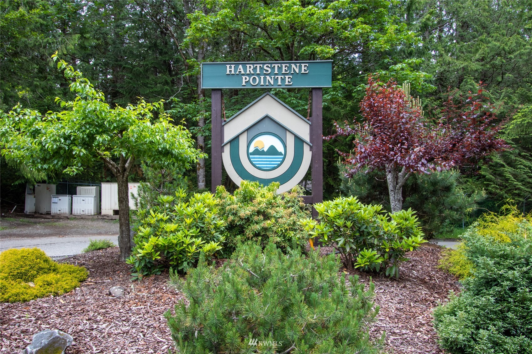 453 E Chesapeake Drive