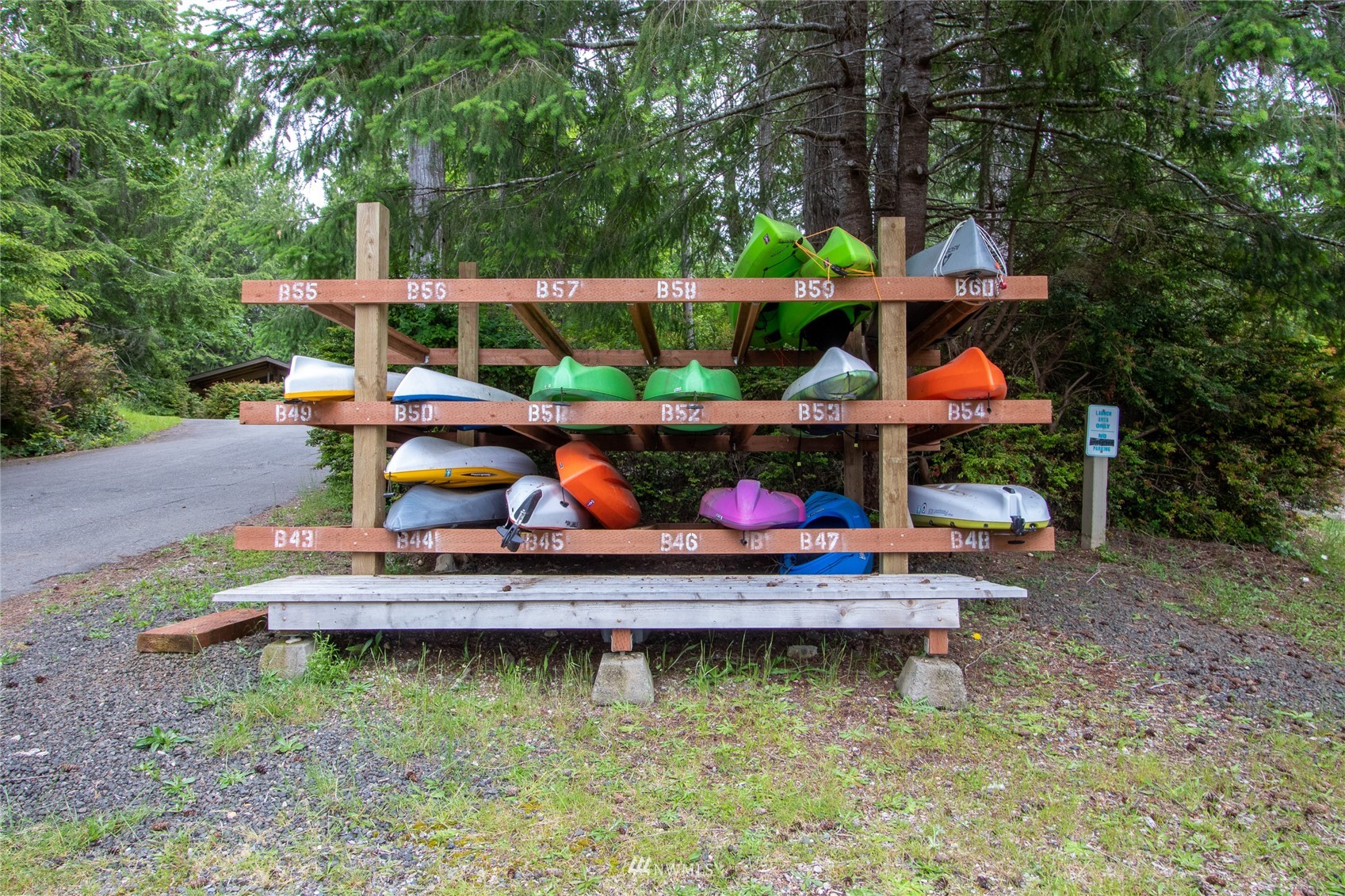 453 E Chesapeake Drive