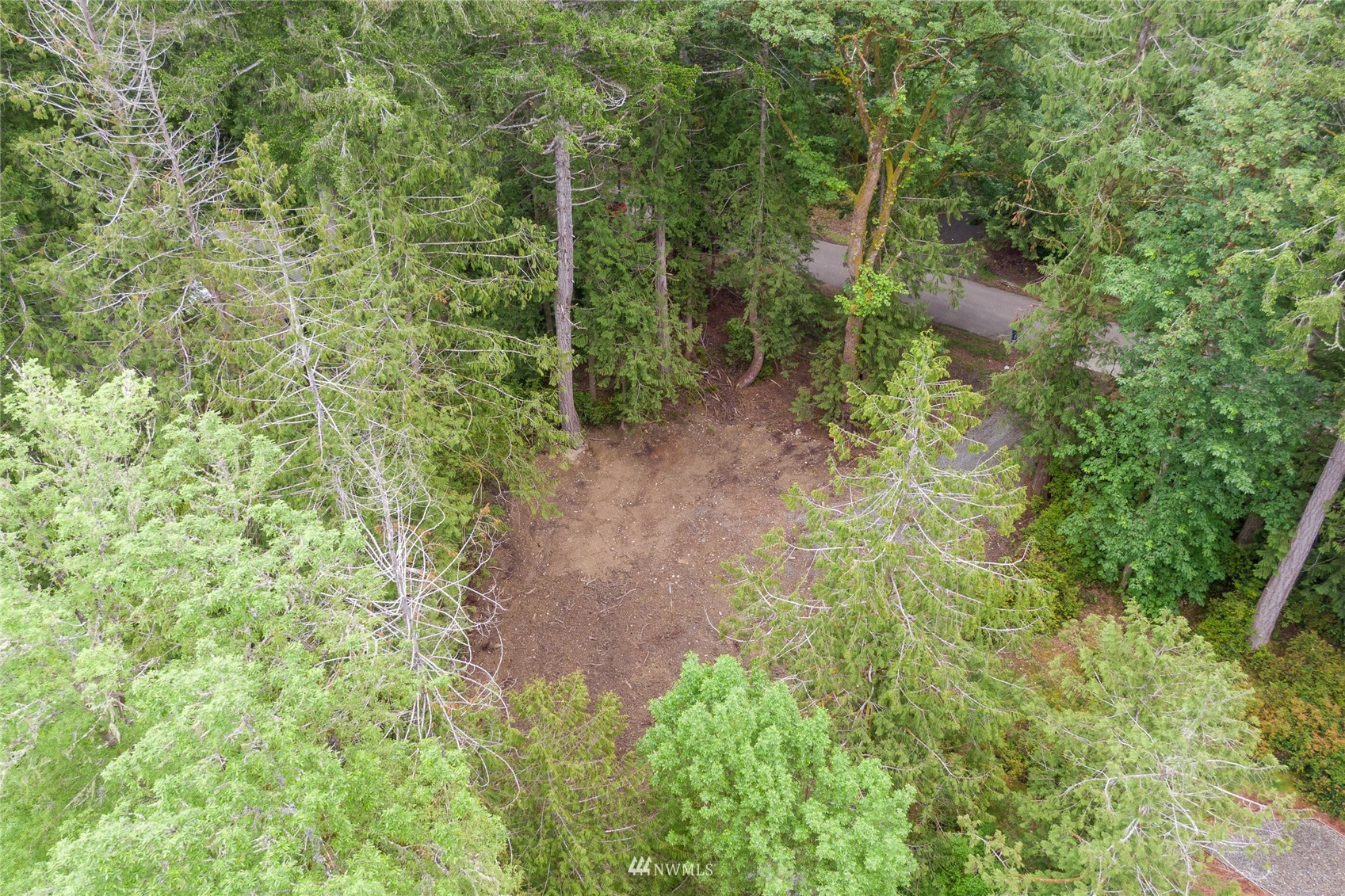 453 E Chesapeake Drive