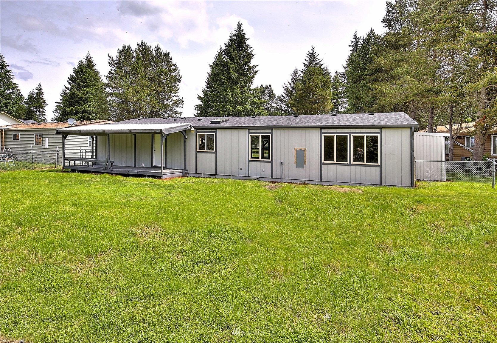 8531 Thuja Avenue SE